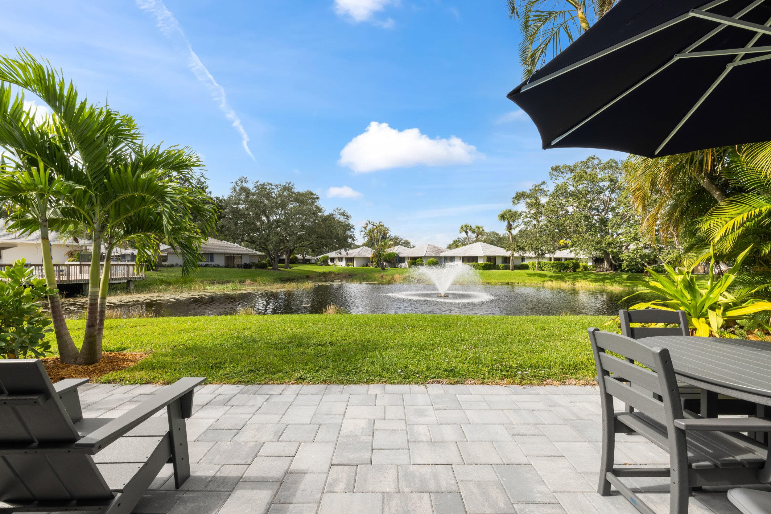 206 Club Drive, Palm Beach Gardens, FL 33418 — photo 17 of 29
