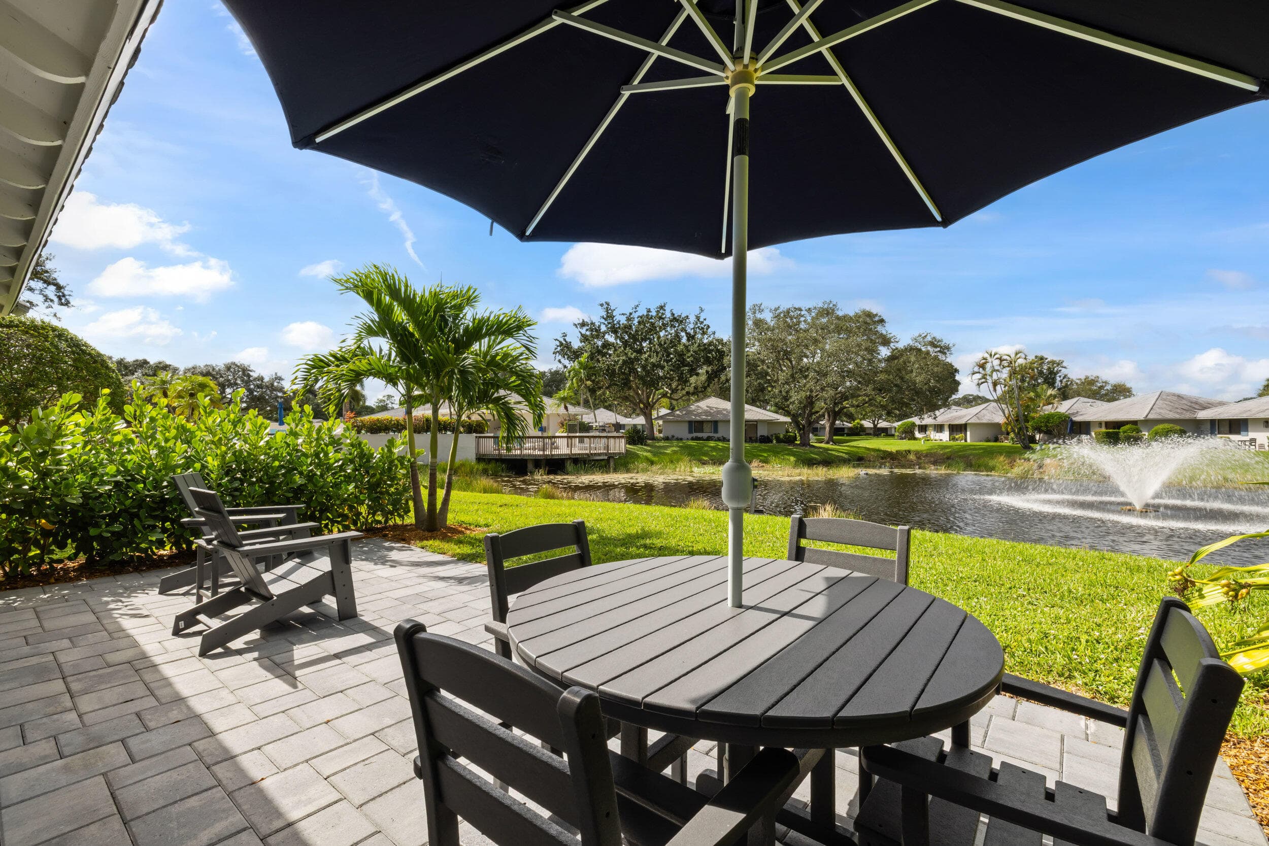206 Club Drive, Palm Beach Gardens, FL 33418 — photo 18 of 29