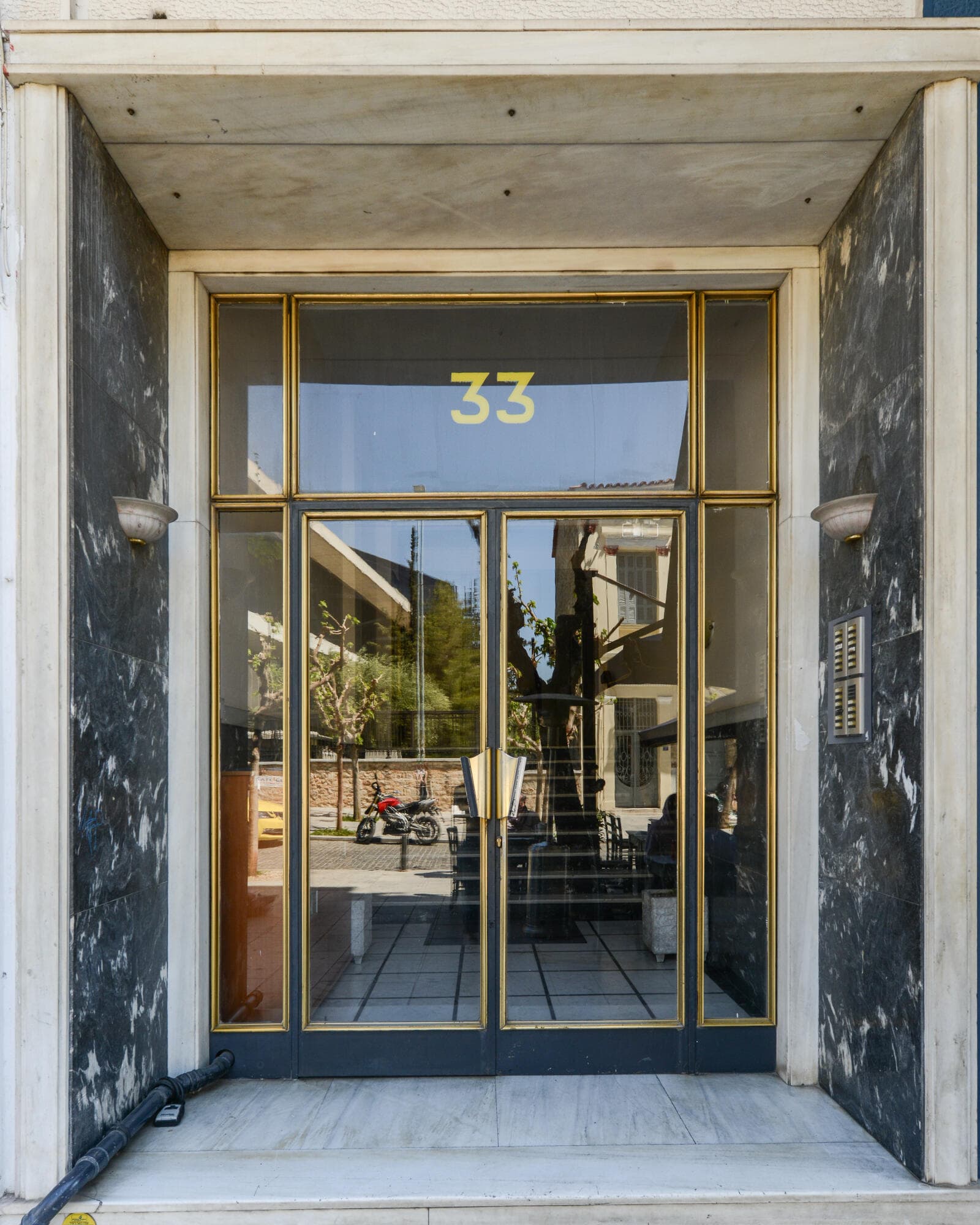 33 Makriyanni — photo 4 of 41