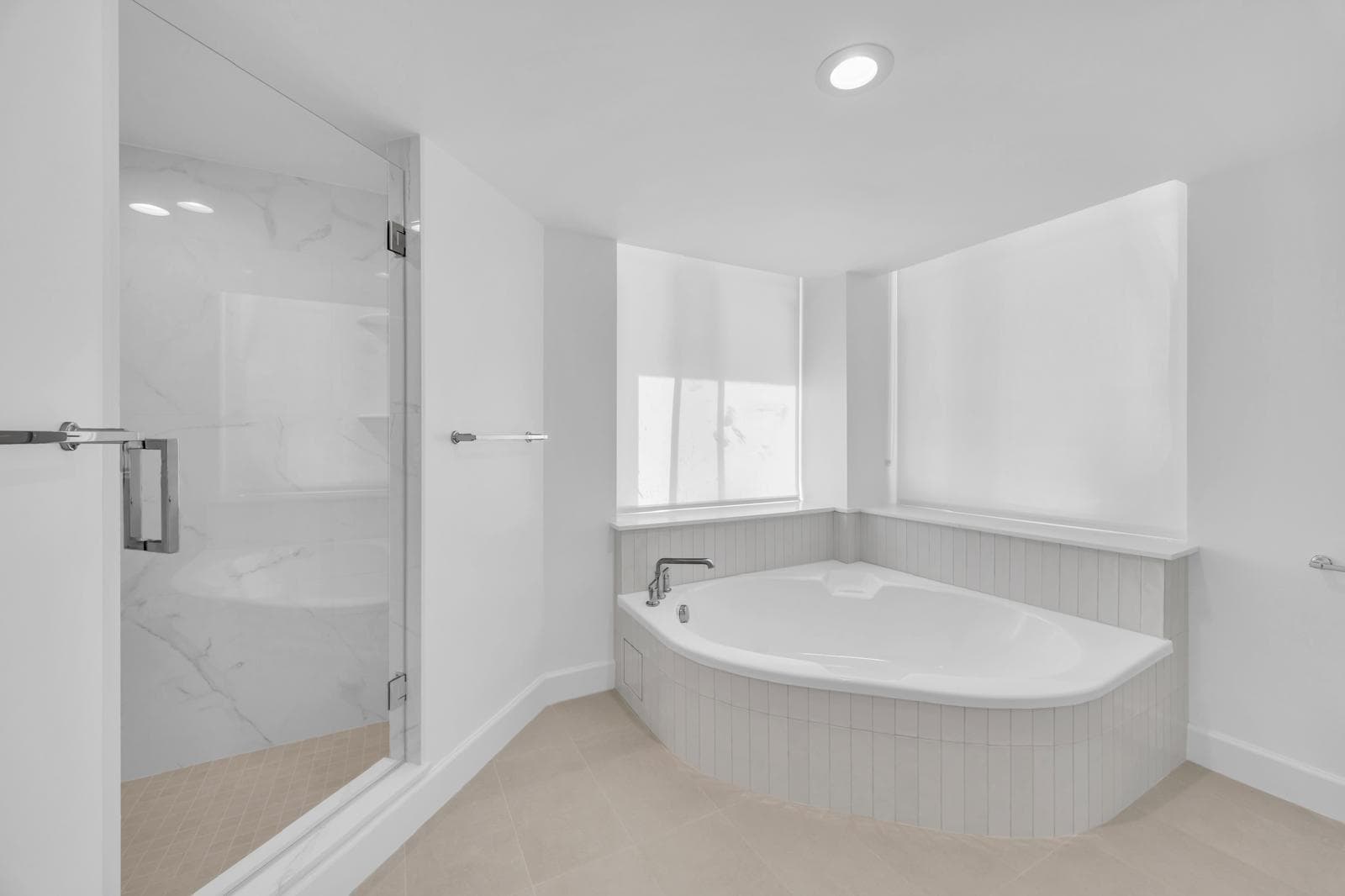 529 S Flagler Dr 14h, West Palm Beach, FL 33401 — photo 11 of 20