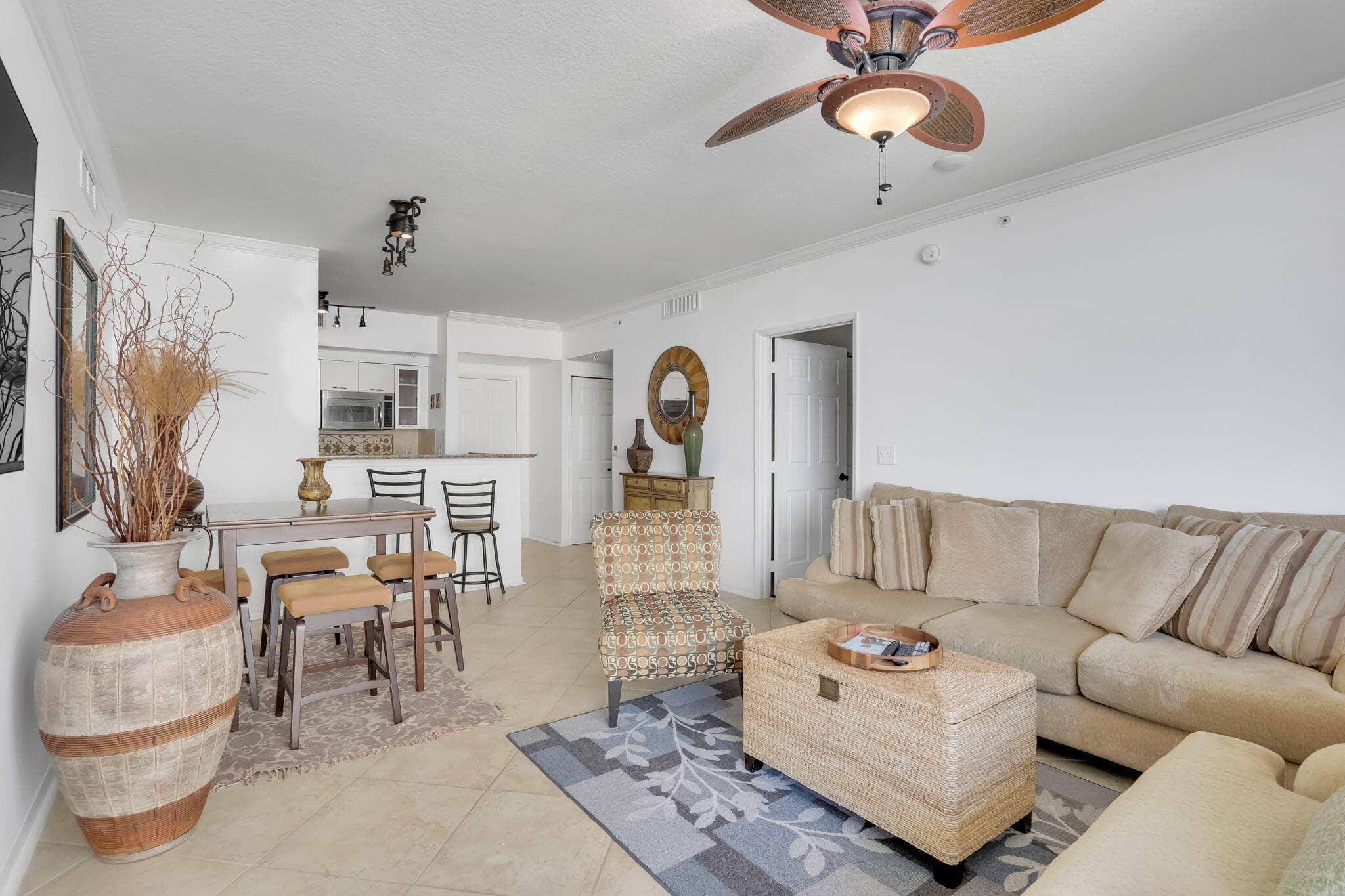 625 Casa Loma Boulevard 1103, Boynton Beach, FL 33435 — photo 3 of 39