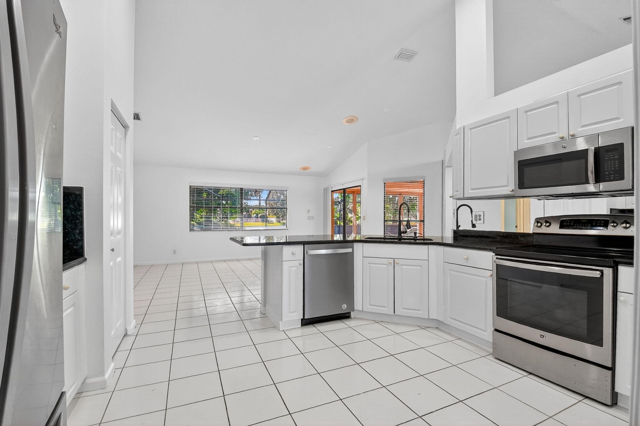 172 Monterey Way, Royal Palm Beach, FL 33411 — photo 22 of 50