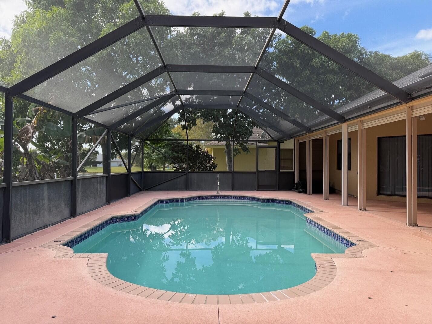 172 Monterey Way, Royal Palm Beach, FL 33411 — photo 37 of 50