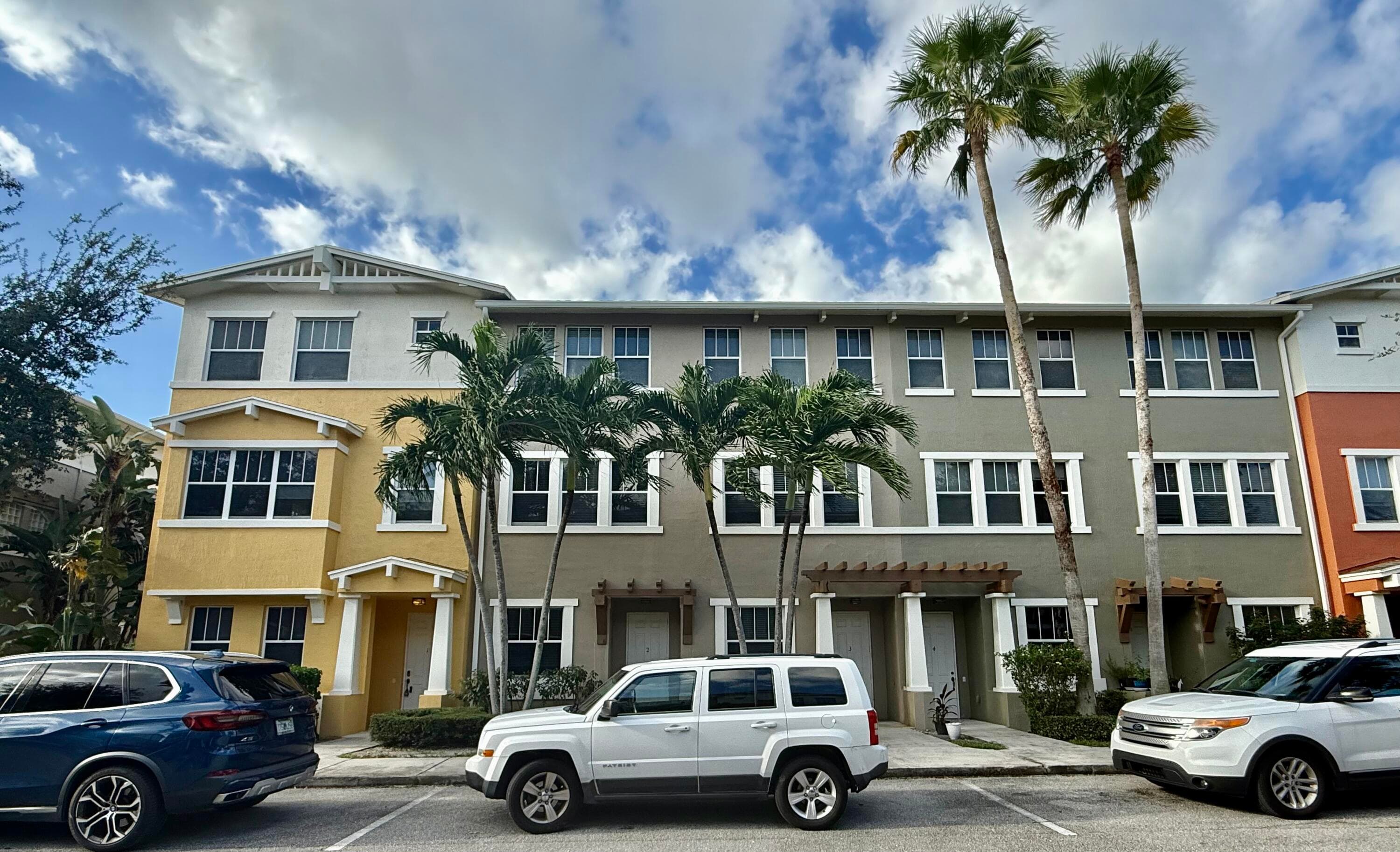 433 Amador Lane 2, West Palm Beach, FL 33401 — photo 1 of 14