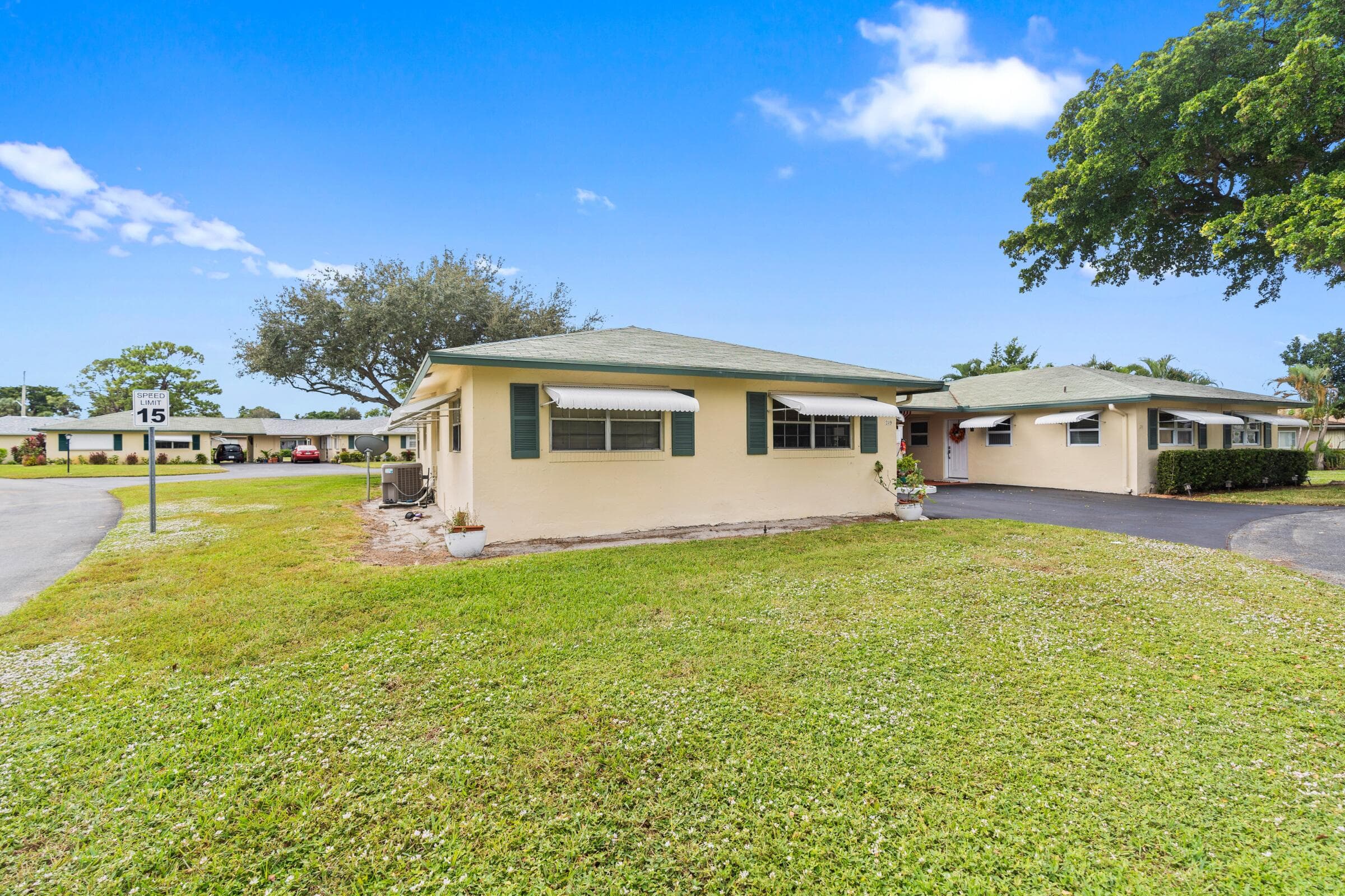 249 Cardinal Lane, Delray Beach, FL 33445 — photo 2 of 36