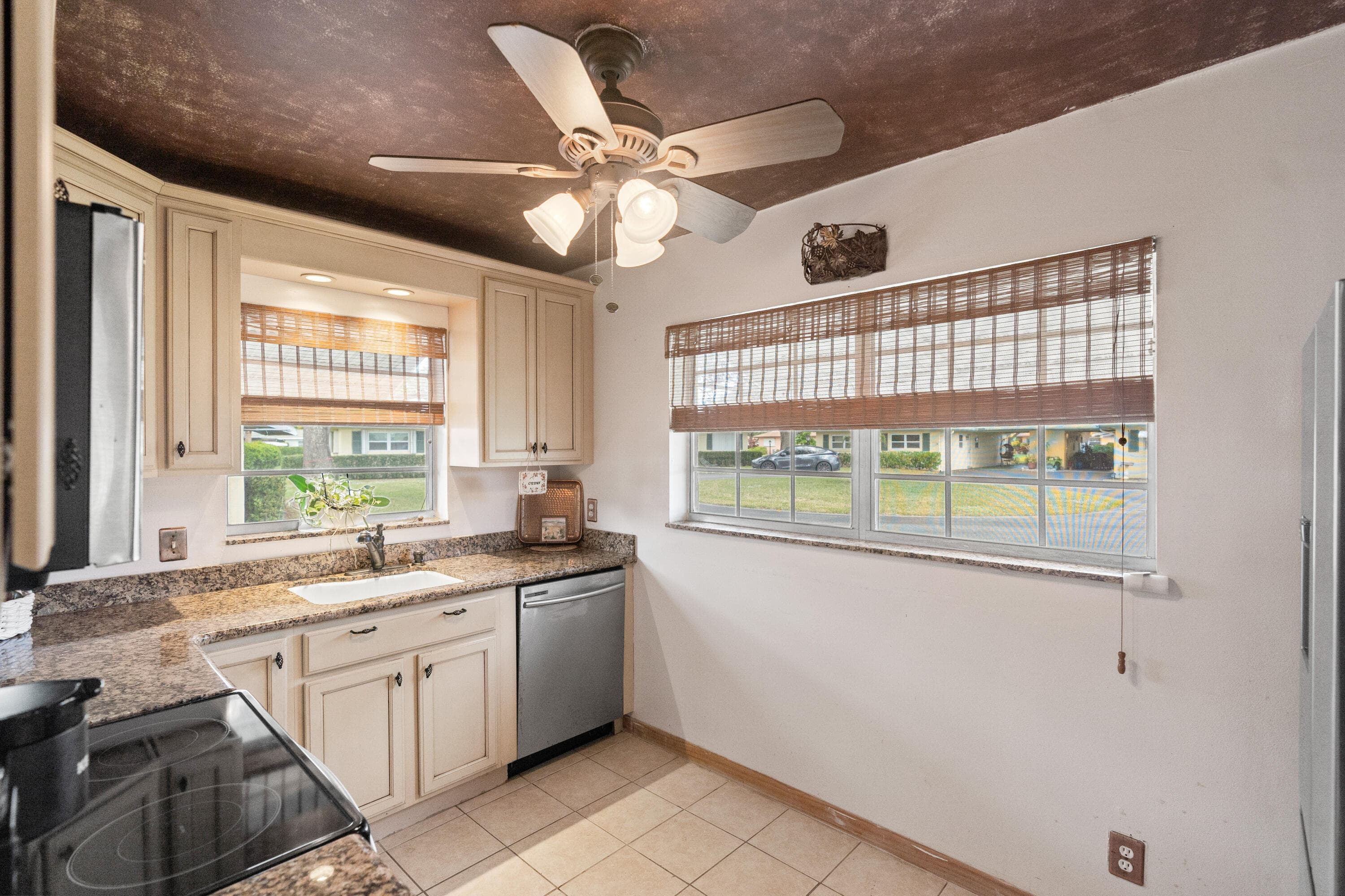 249 Cardinal Lane, Delray Beach, FL 33445 — photo 8 of 36