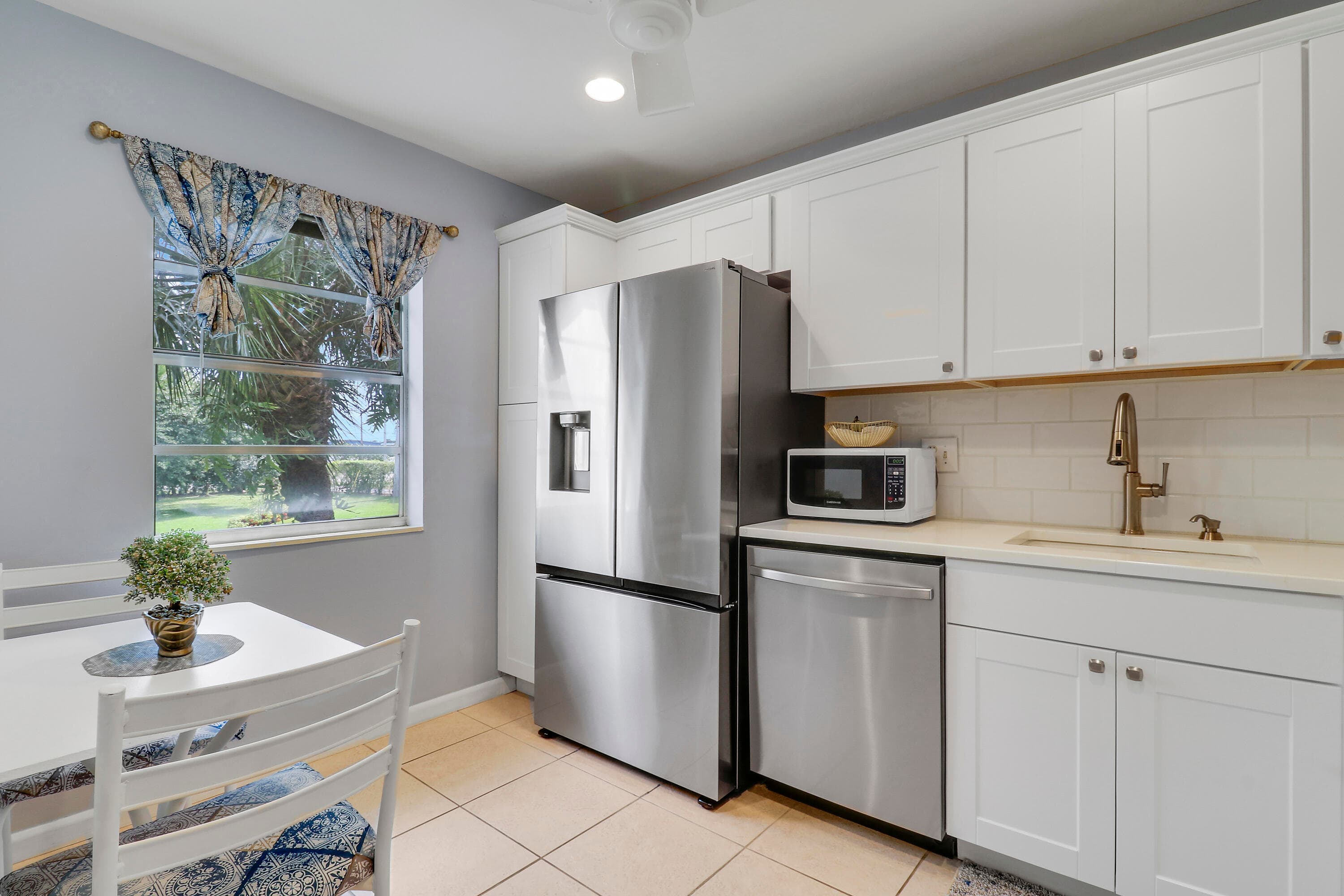 120 Lake Constance Drive, West Palm Beach, FL 33411 — photo 26 of 52