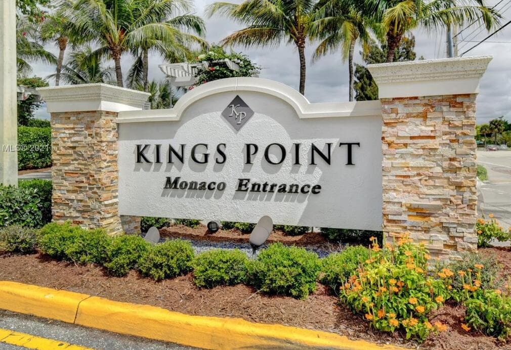 193 Saxony E, Delray Beach, FL 33446 — photo 1 of 11