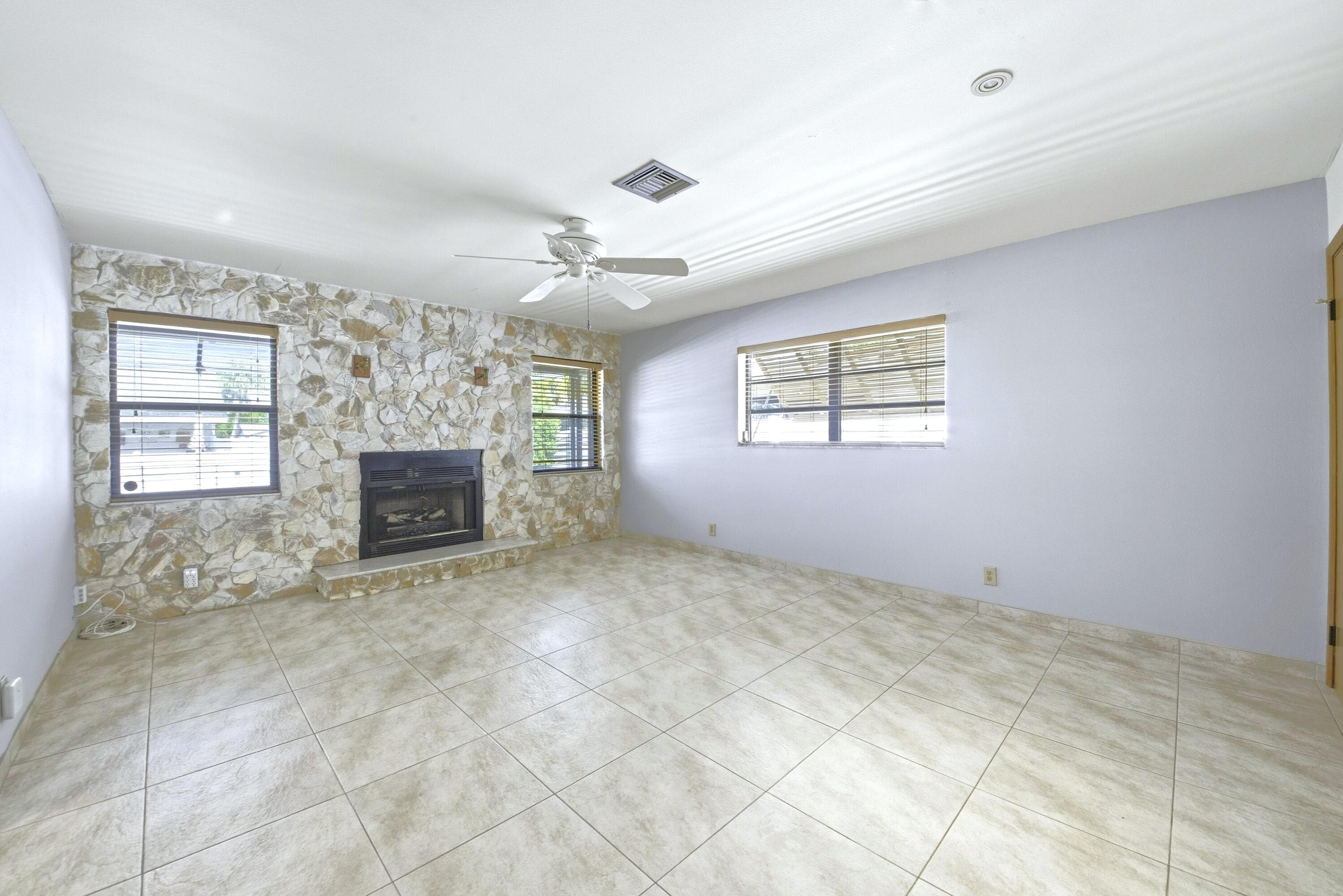 309 SE 4th Street, Dania Beach, FL 33004 — photo 8 of 23