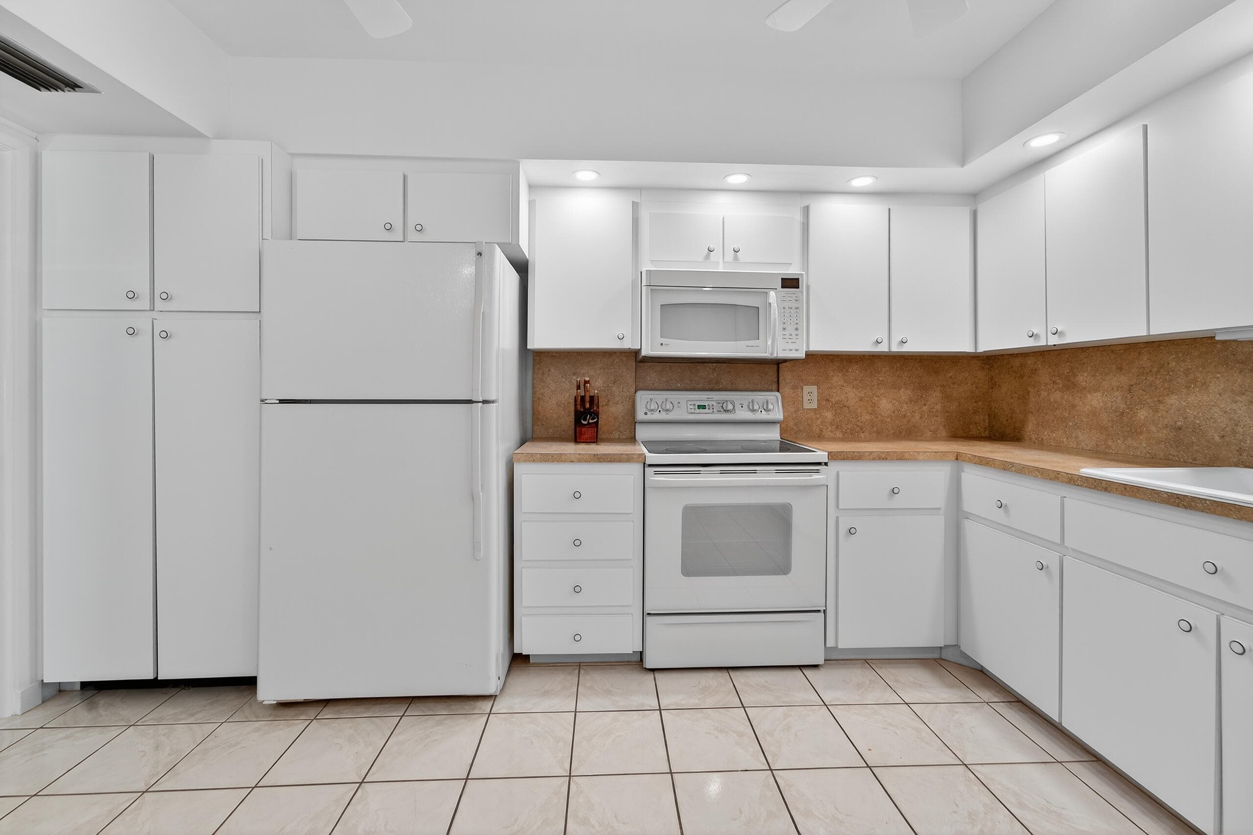 6 Concourse Drive A, Jupiter, FL 33469 — photo 4 of 49