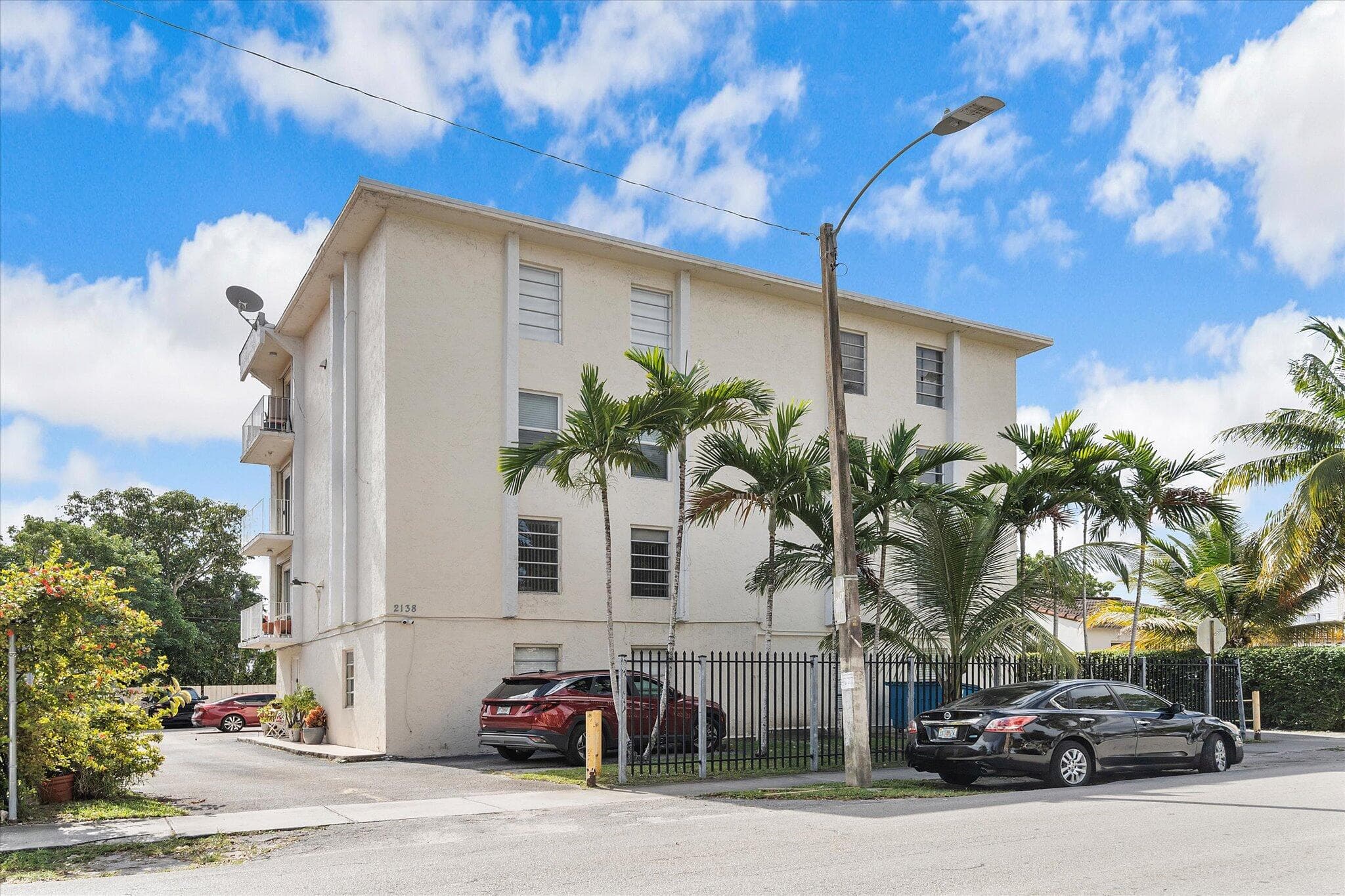 2138 SW 6th Street 301, Miami, FL 33135 — photo 1 of 15