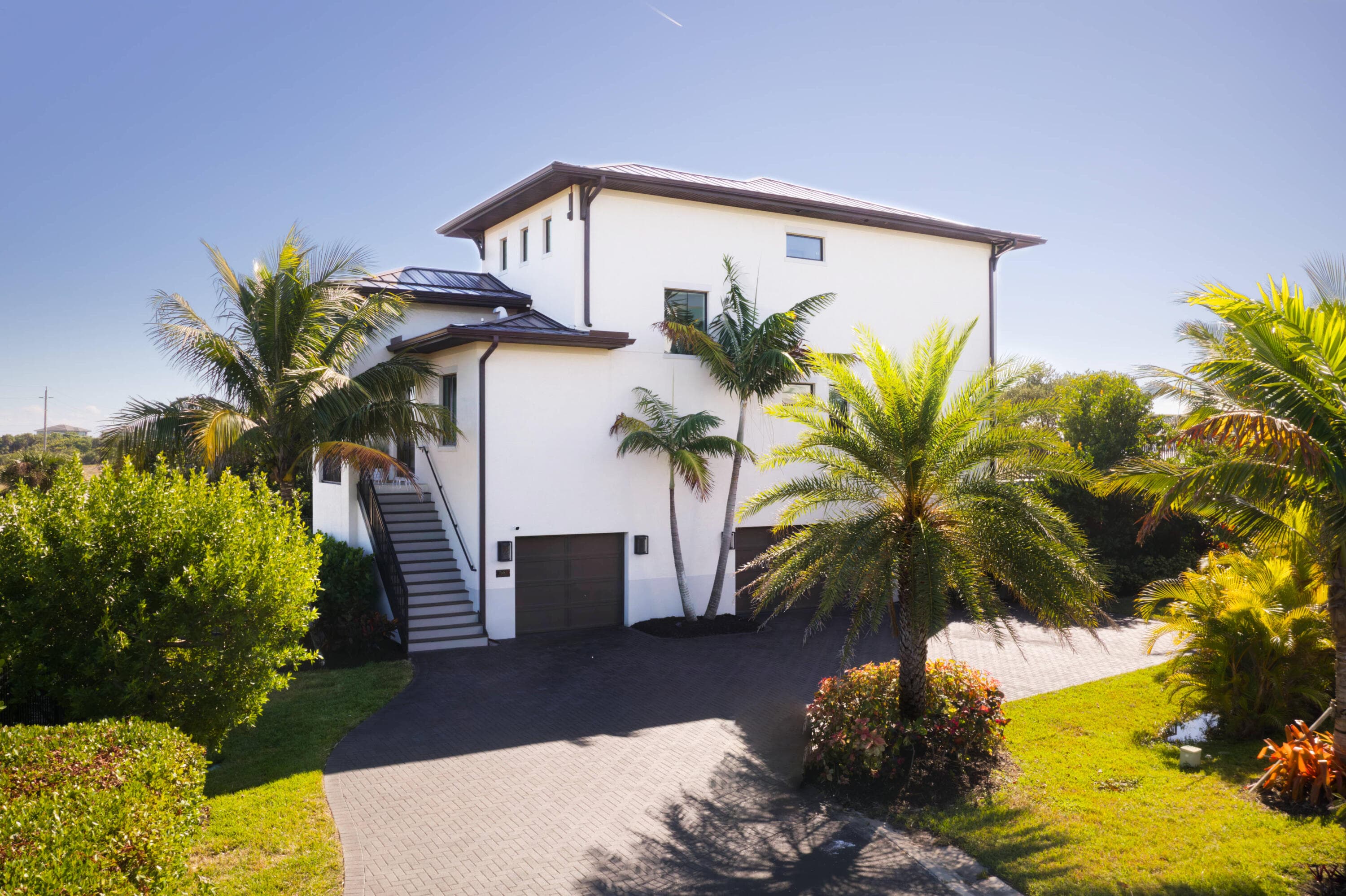 7683 Pelican Pointe Drive, Jensen Beach, FL 34957 — photo 5 of 40