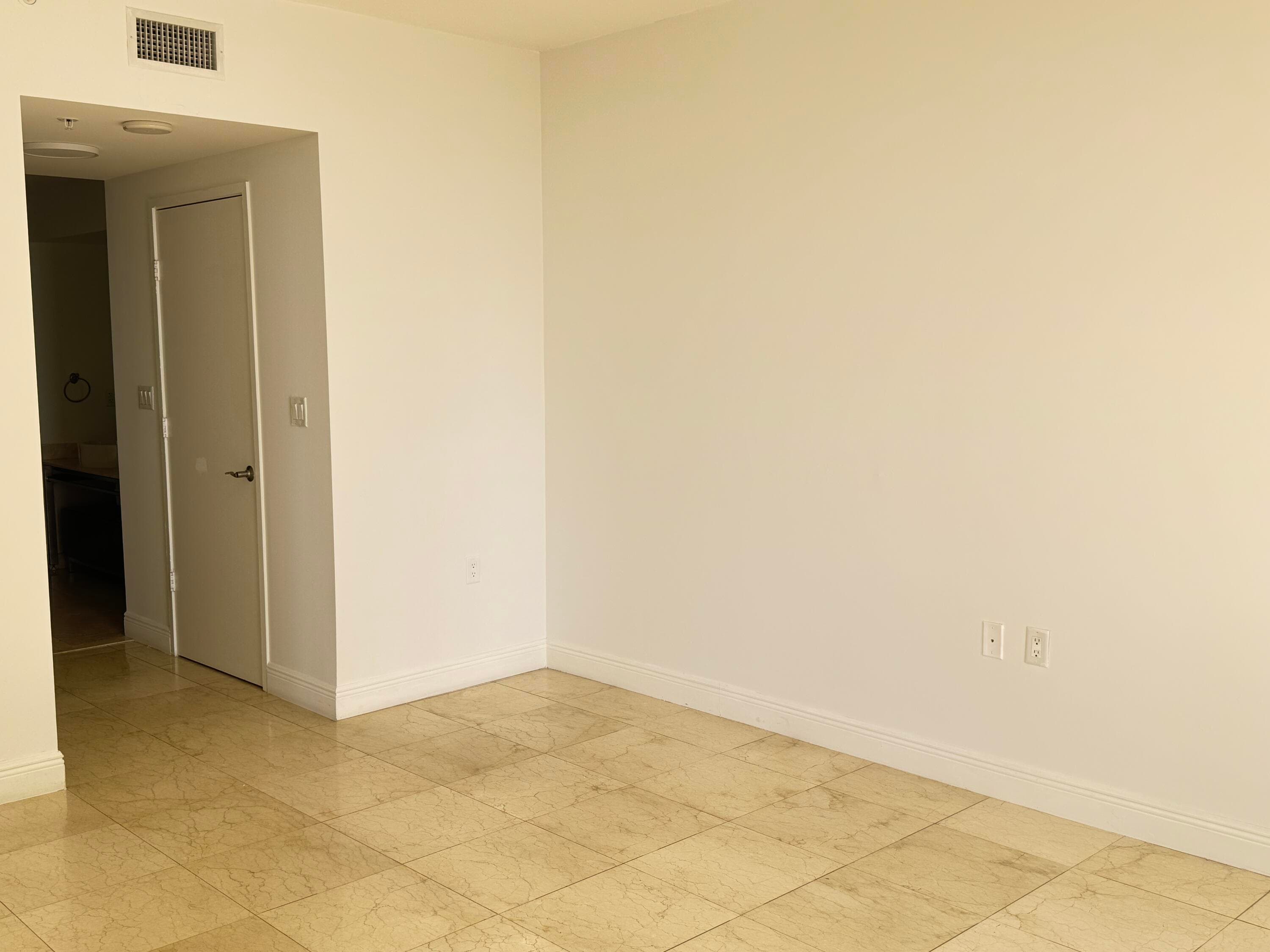 16275 Collins Avenue #1004, Sunny Isles Beach, FL 33160 — photo 13 of 31