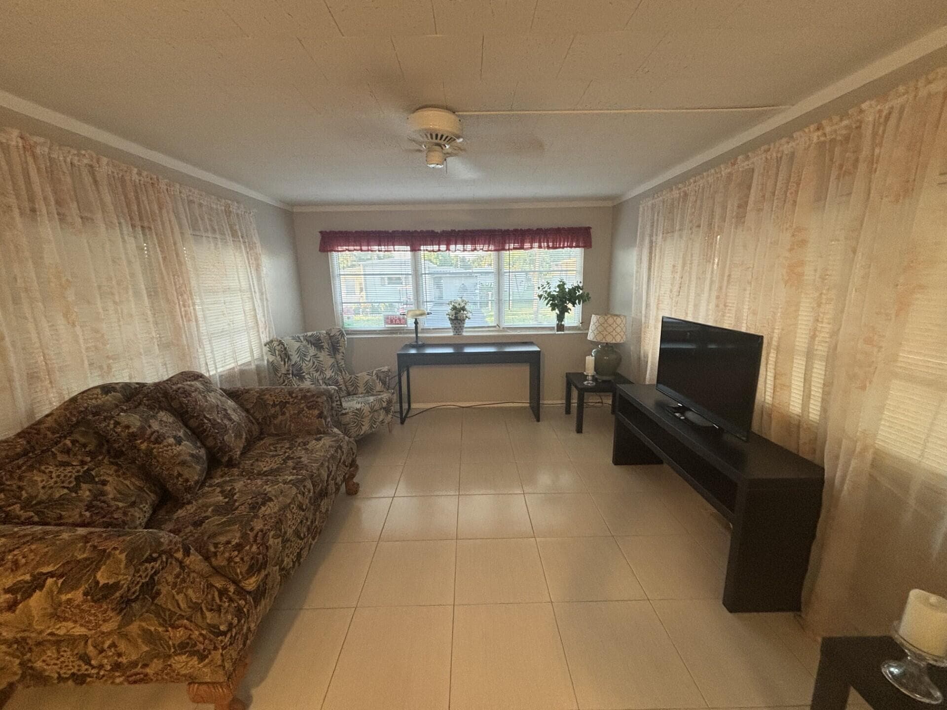562 NE 47th St, Lot 393, Deerfield Beach, FL 33064 — photo 9 of 26