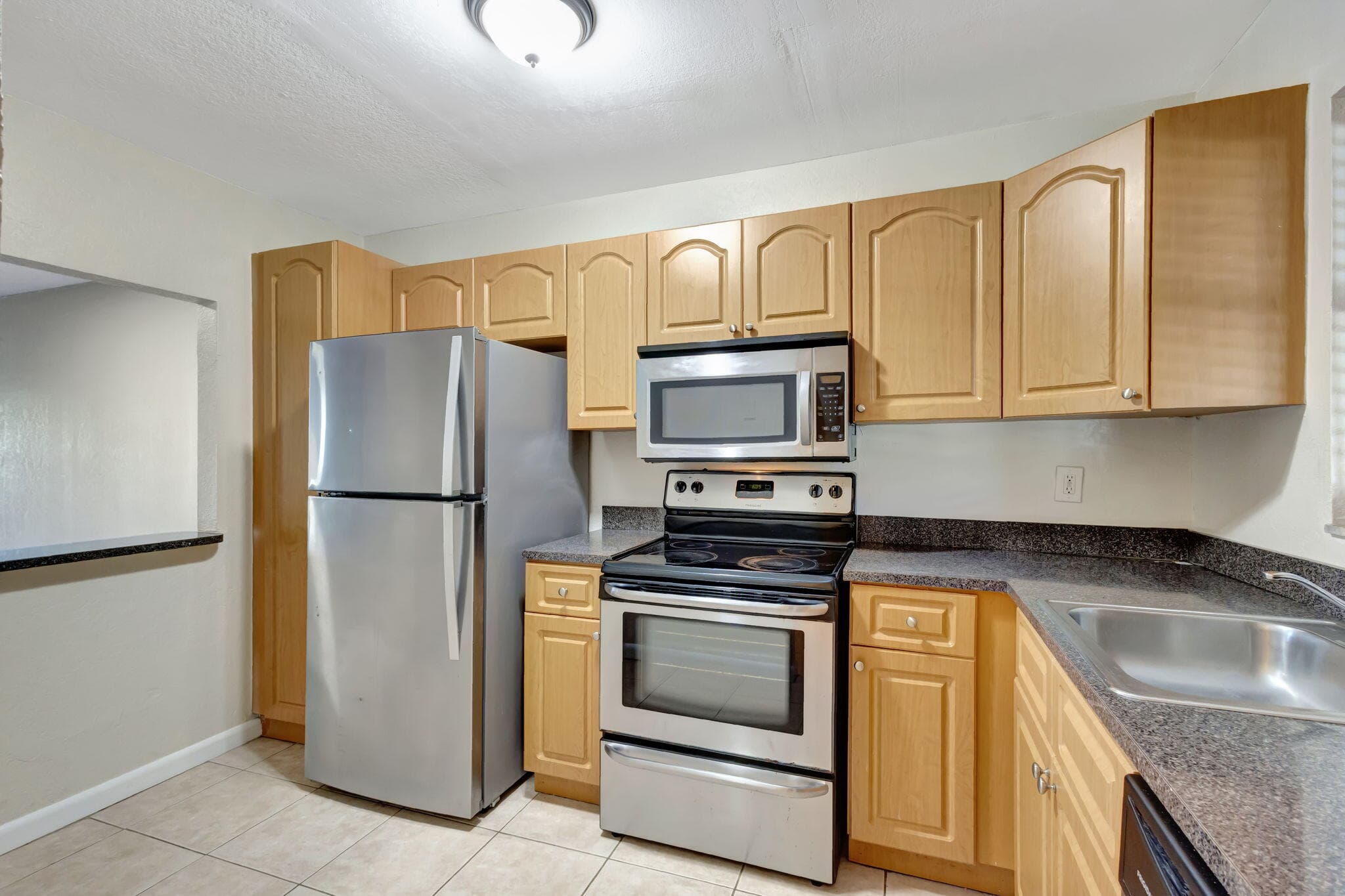 120 Sparrow Drive 213, Royal Palm Beach, FL 33411 — photo 4 of 36