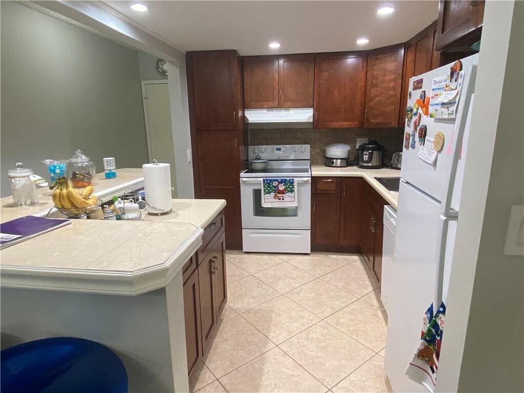 4374 NW 9th Avenue 17-3b, Deerfield Beach, FL 33064 — photo 14 of 21