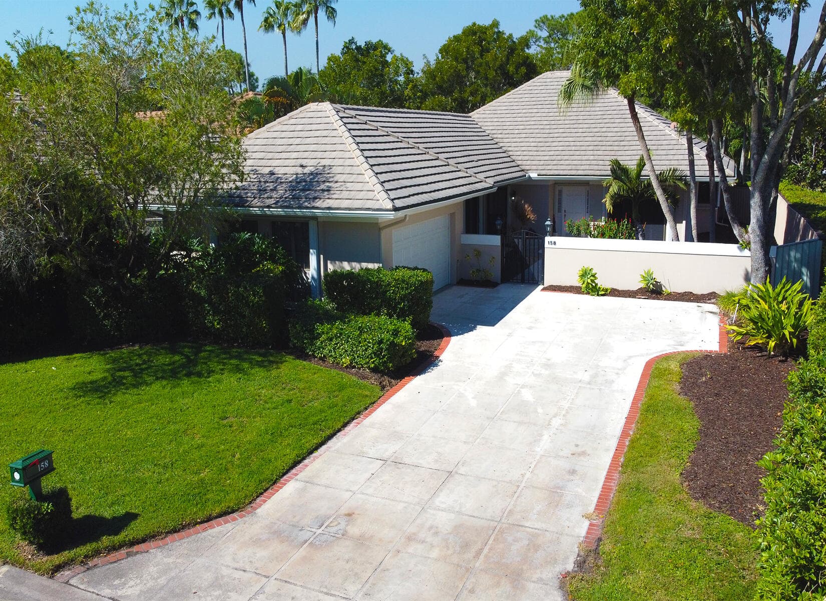 158 Coventry Place, Palm Beach Gardens, FL 33418 — photo 1 of 62