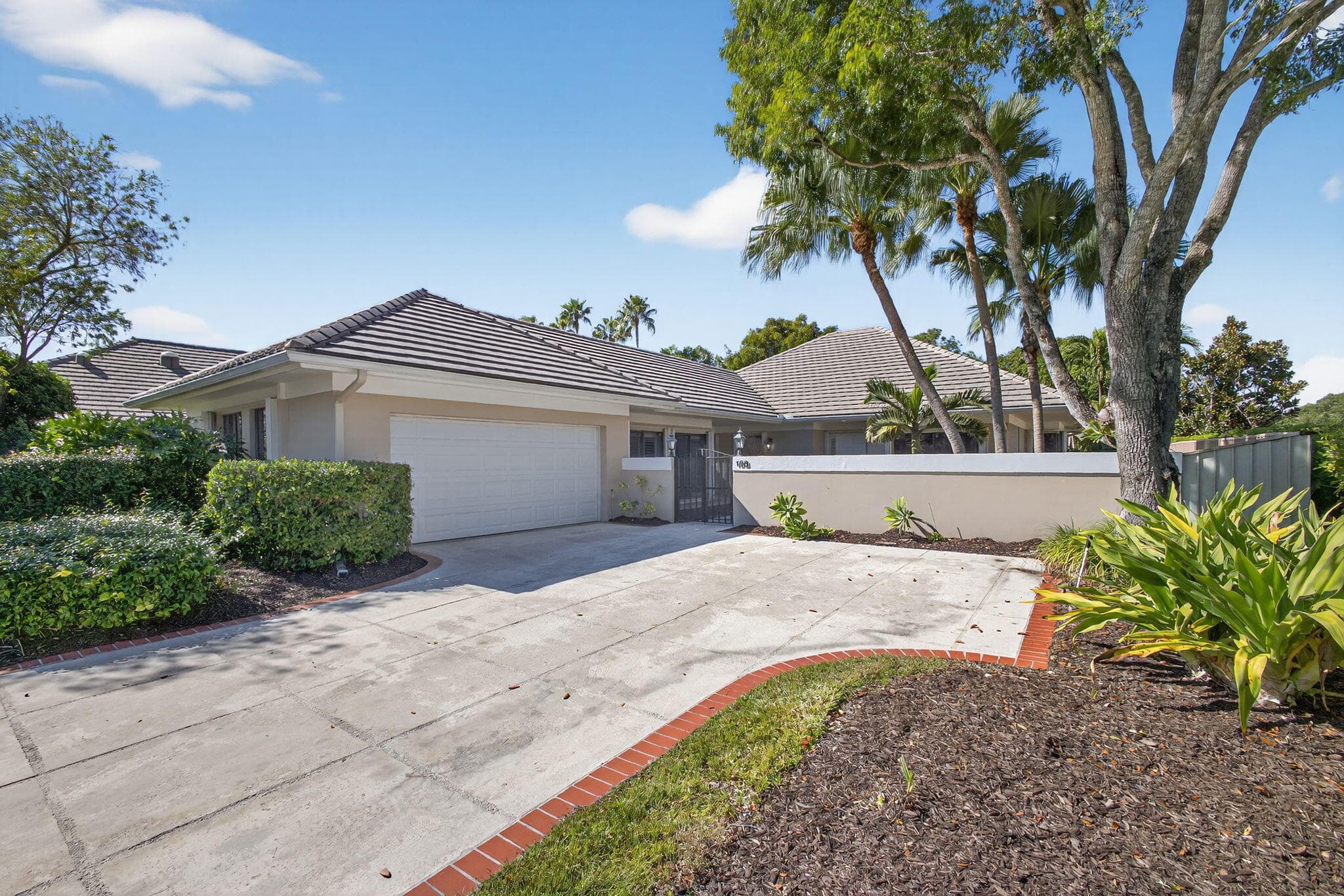 158 Coventry Place, Palm Beach Gardens, FL 33418 — photo 4 of 62