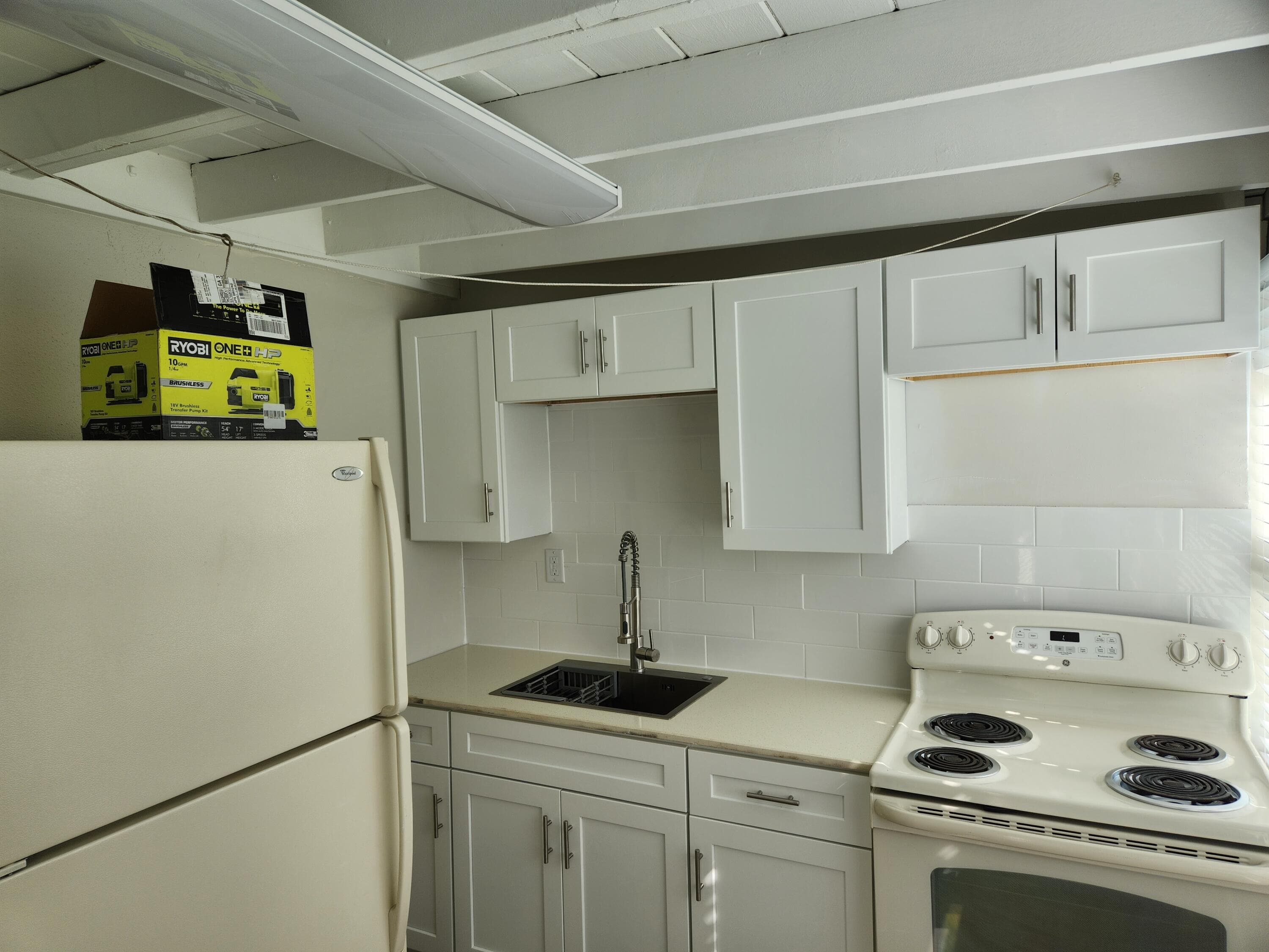 65 W 34th Street B, Riviera Beach, FL 33404 — photo 8 of 13