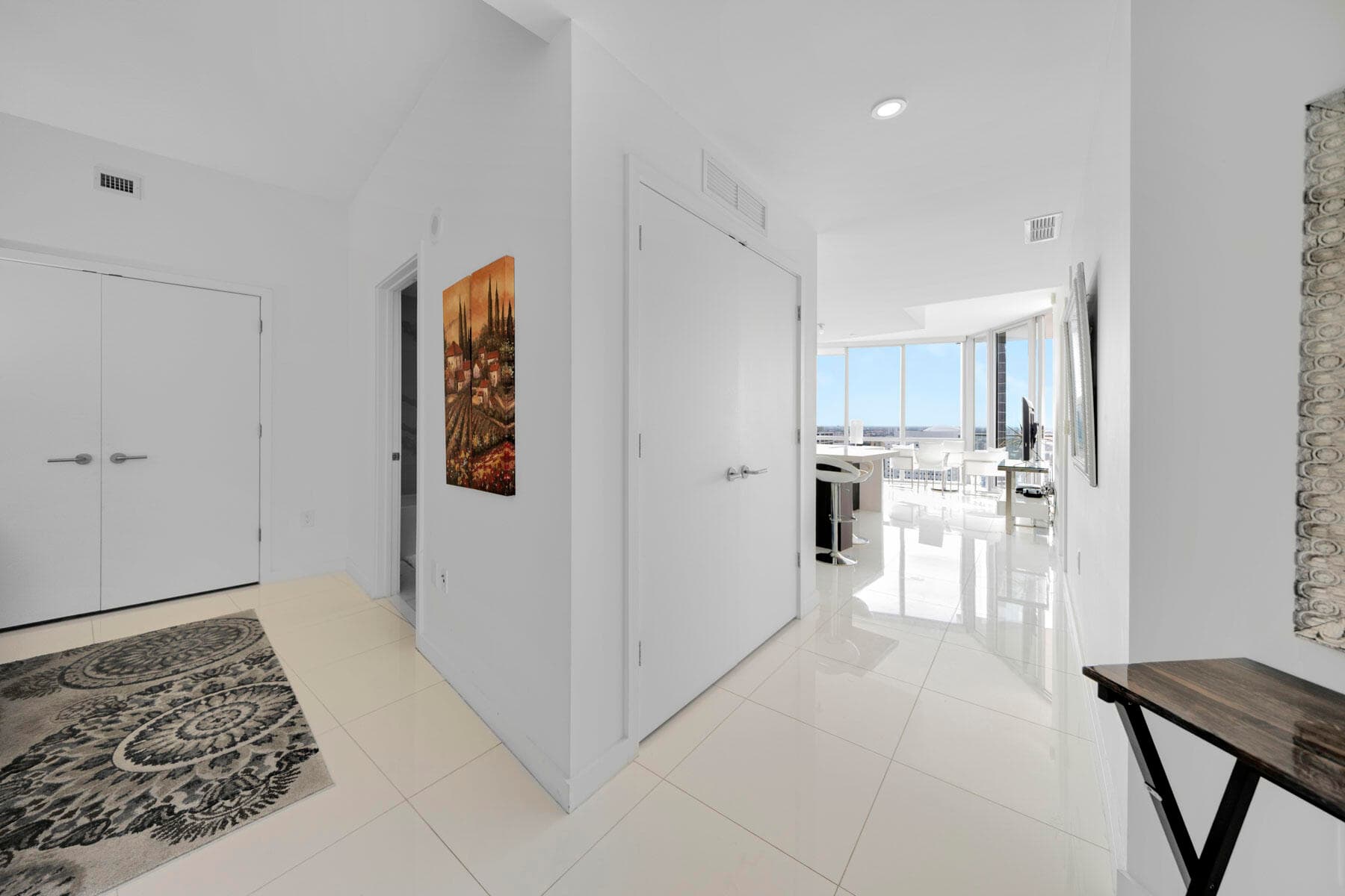851 NE 1st Avenue 2410, Miami, FL 33132 — photo 8 of 27