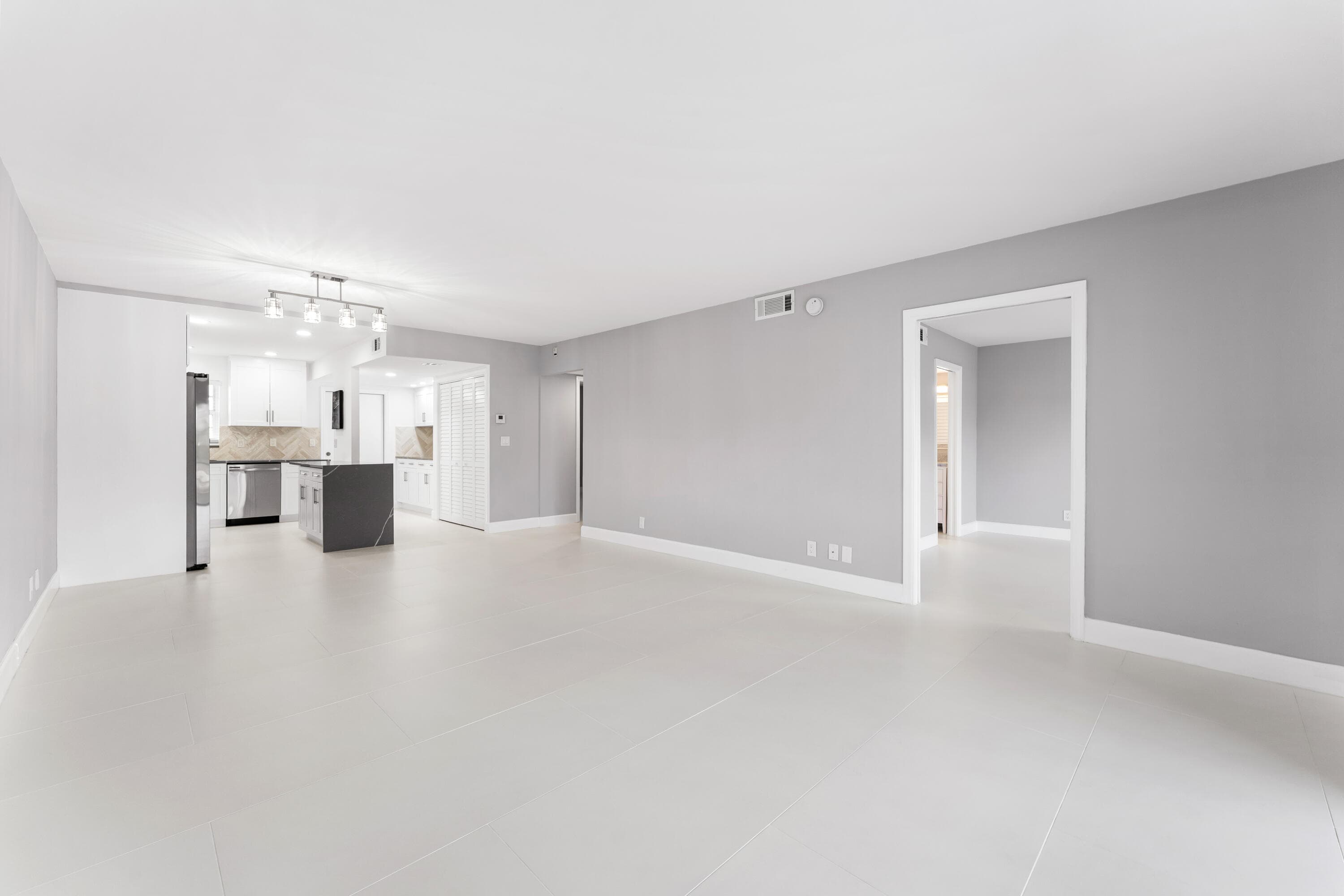 1030 Sugar Sands Boulevard 167, Singer Island, FL 33404 — photo 5 of 16