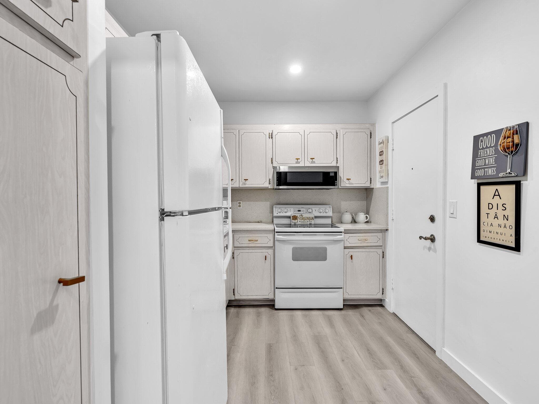 330 S Cypress Road 628, Pompano Beach, FL 33060 — photo 6 of 56