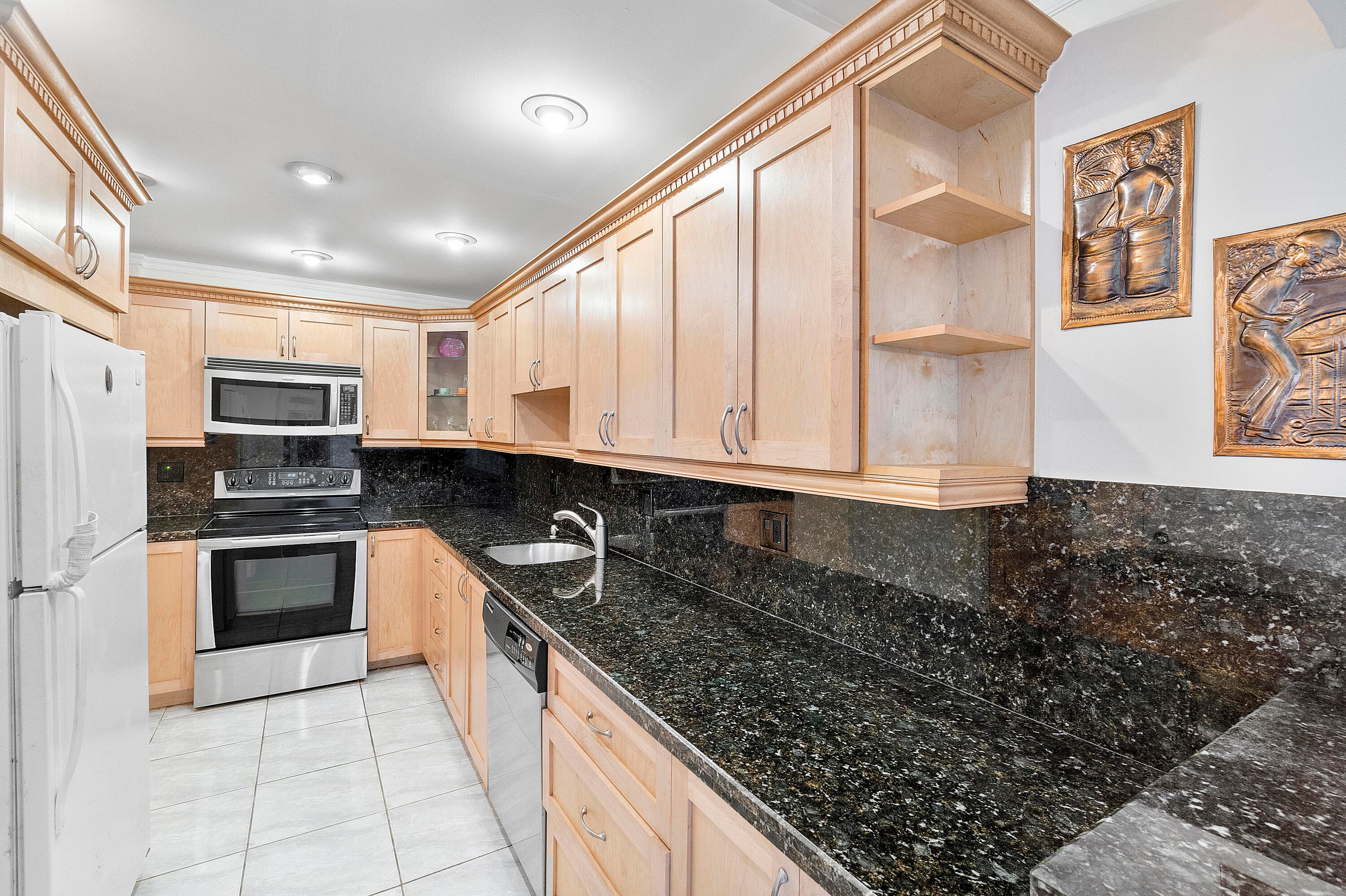 2851 S Ocean Boulevard 4 B, Boca Raton, FL 33432 — photo 4 of 30