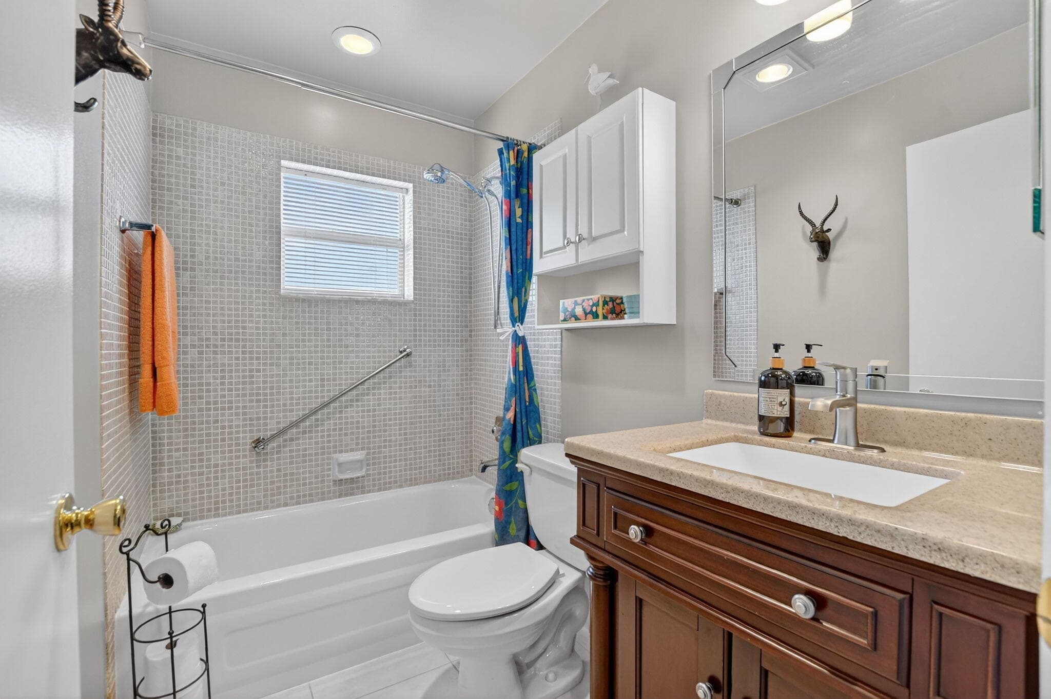 74 Burgundy B, Delray Beach, FL 33484 — photo 24 of 64