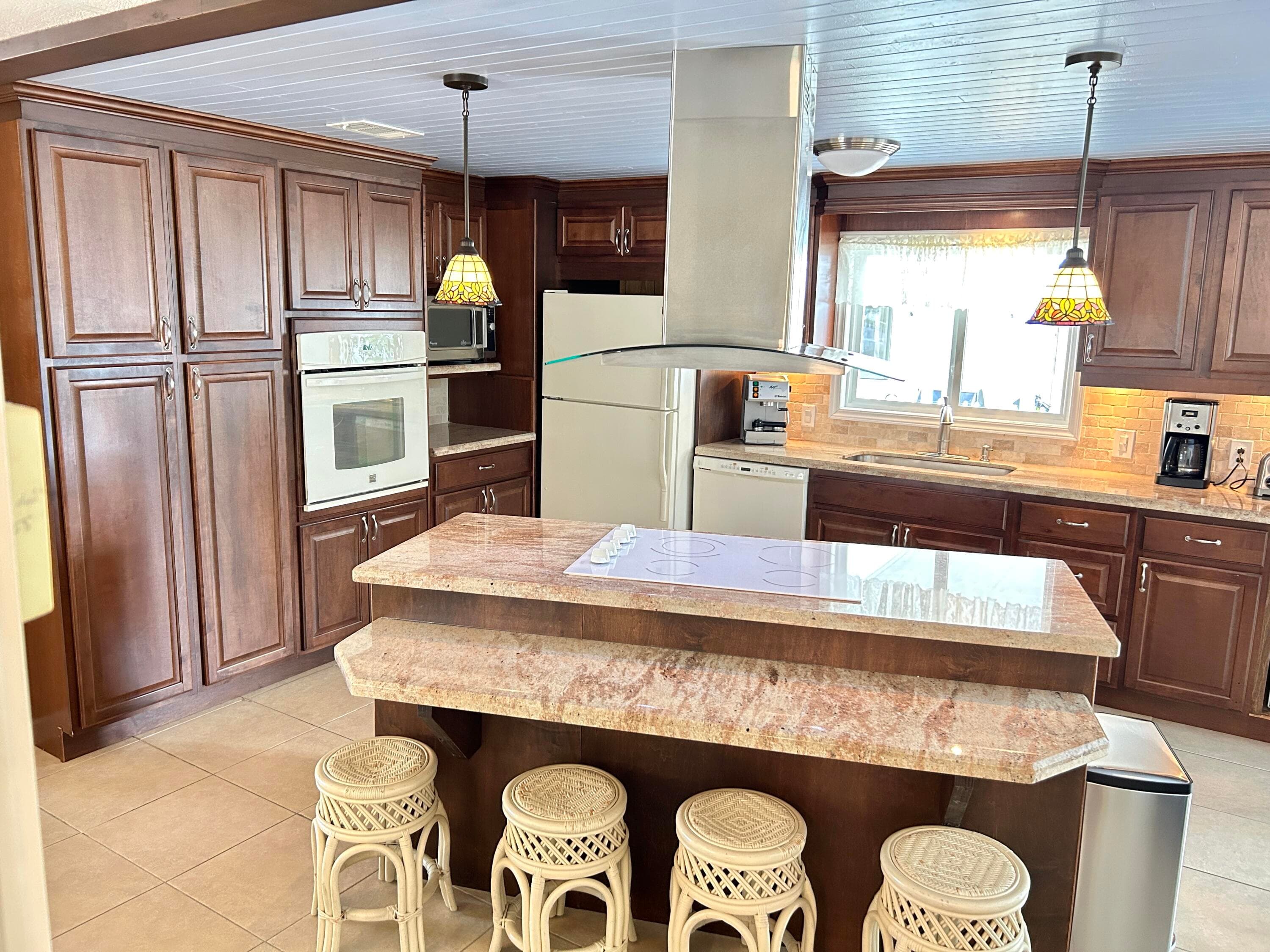 292 NW 53 Street, Deerfield Beach, FL 33064 — photo 8 of 50