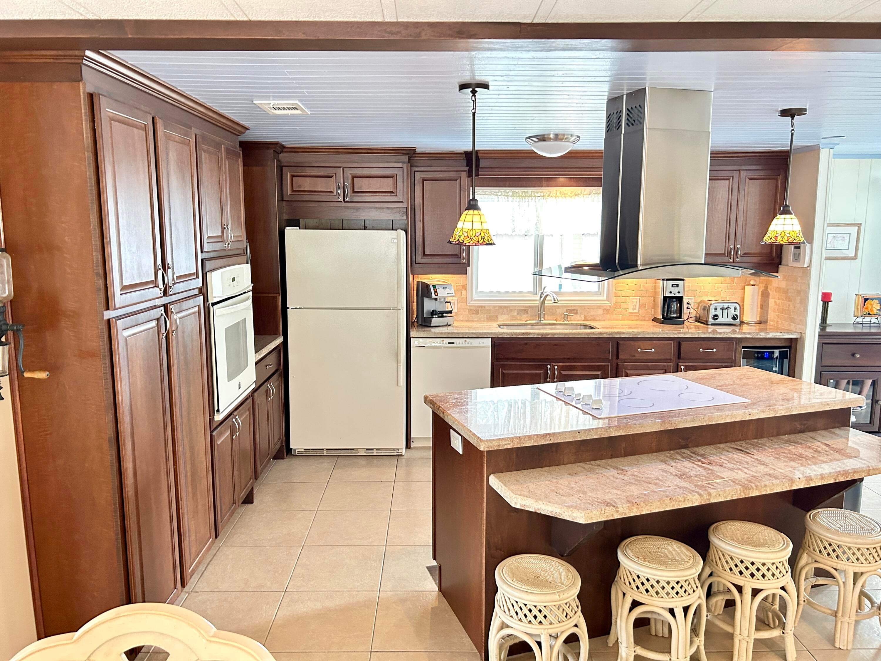 292 NW 53 Street, Deerfield Beach, FL 33064 — photo 9 of 50
