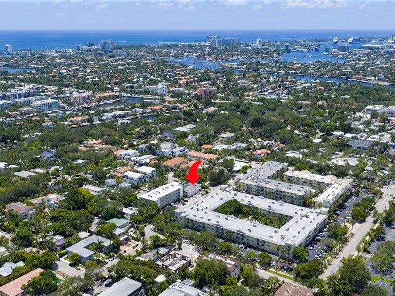105 NE 16th Terrace, Fort Lauderdale, FL 33301 — photo 5 of 21