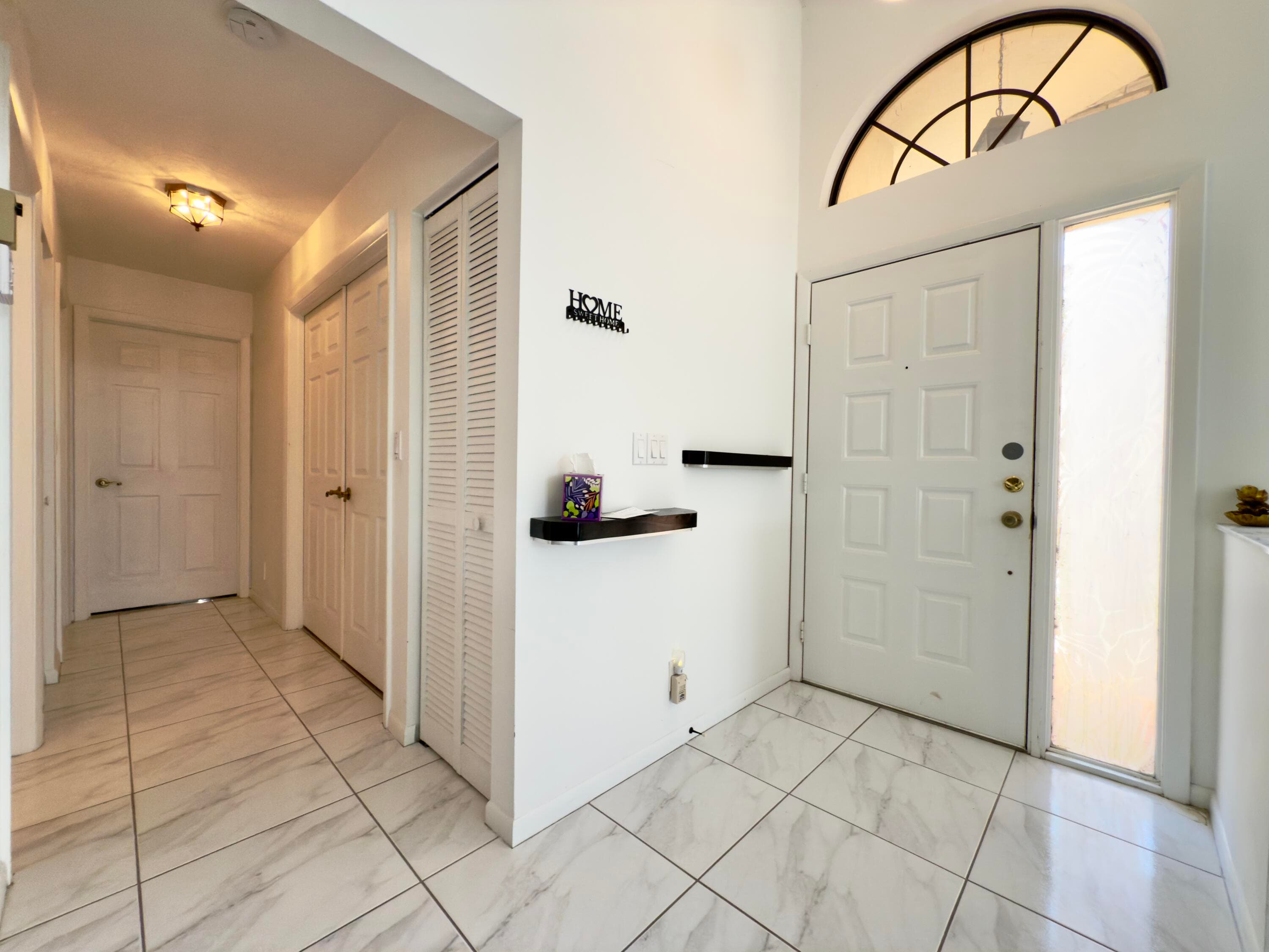 8491 Heather Place, Boynton Beach, FL 33472 — photo 4 of 50