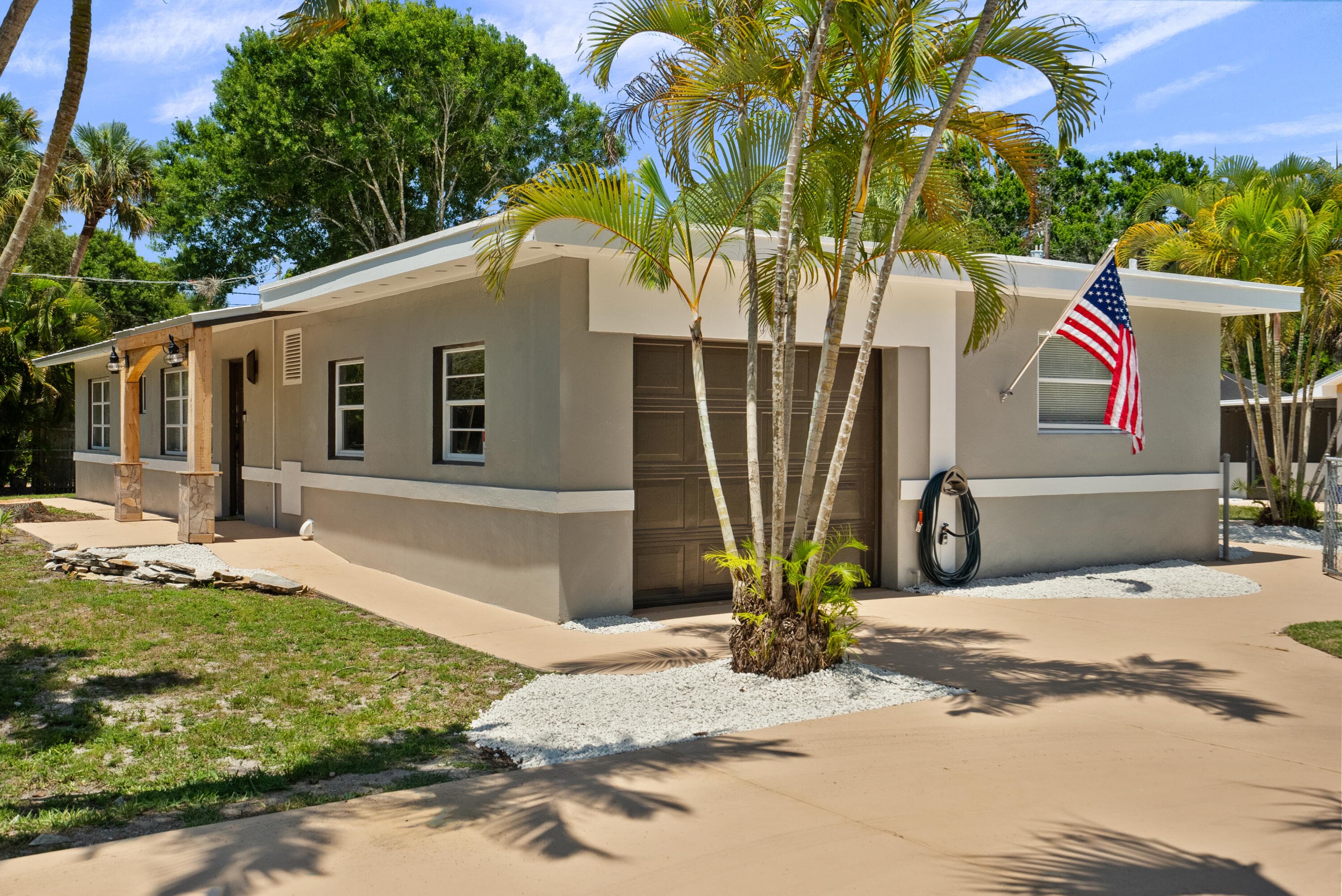 4220 Sunrise Boulevard, Fort Pierce, FL 34982 — photo 3 of 25