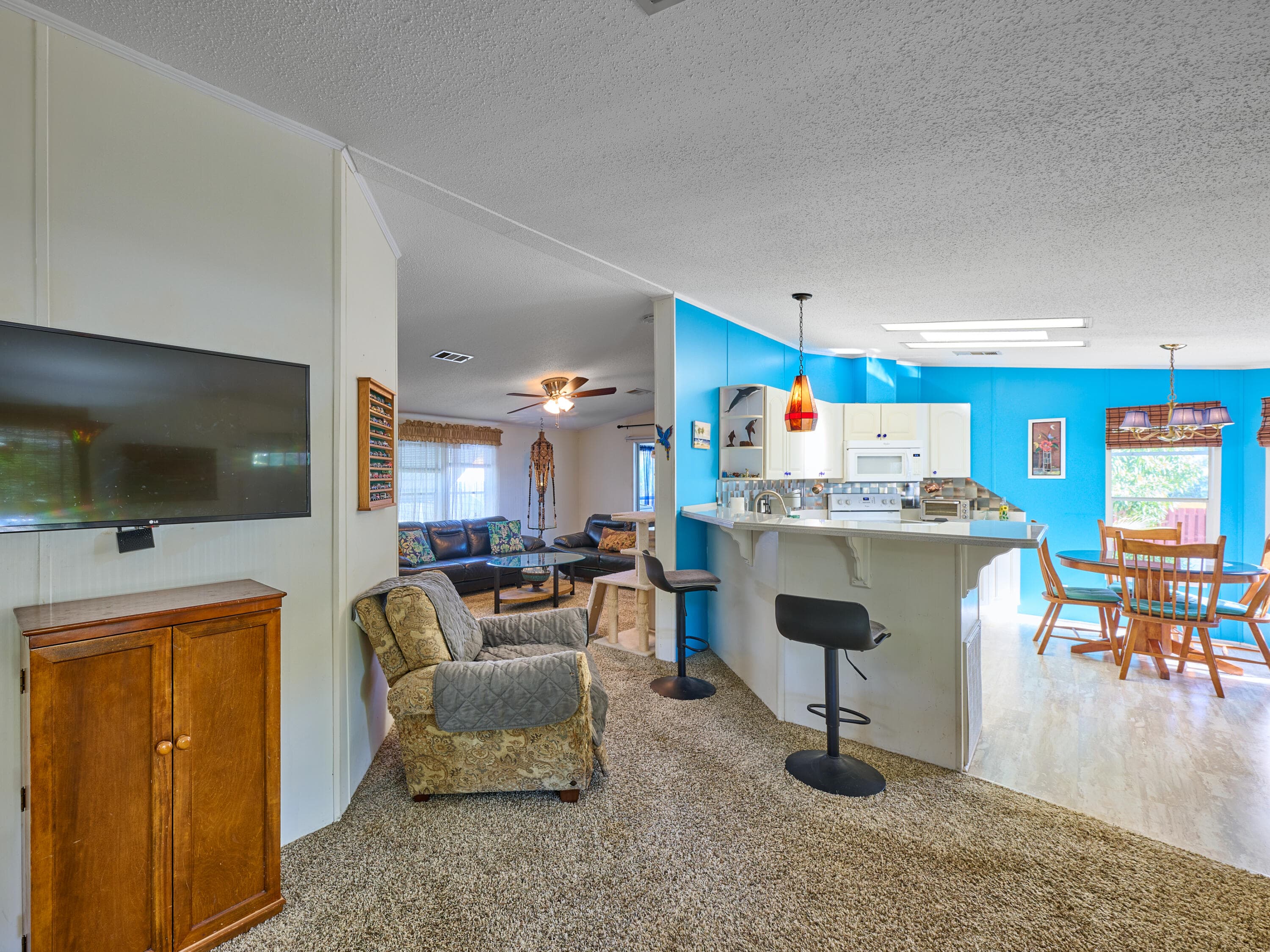11055 SE Federal Highway 86, Hobe Sound, FL 33455 — photo 10 of 46