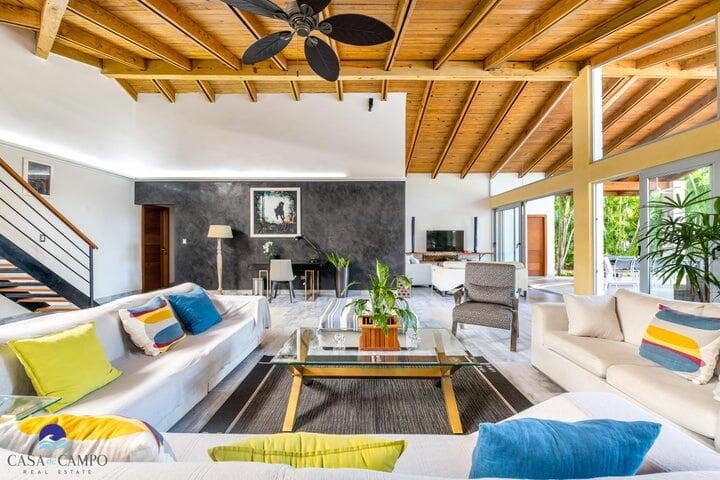 16 Los Lagos — photo 8 of 20