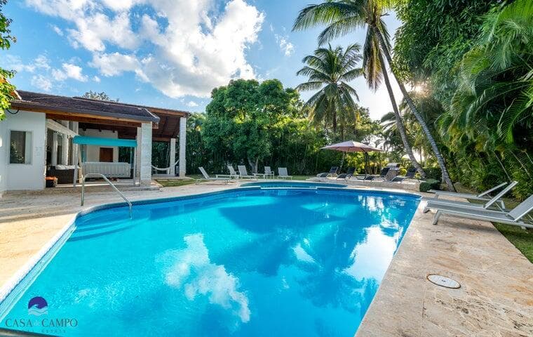 16 Los Lagos — photo 10 of 20