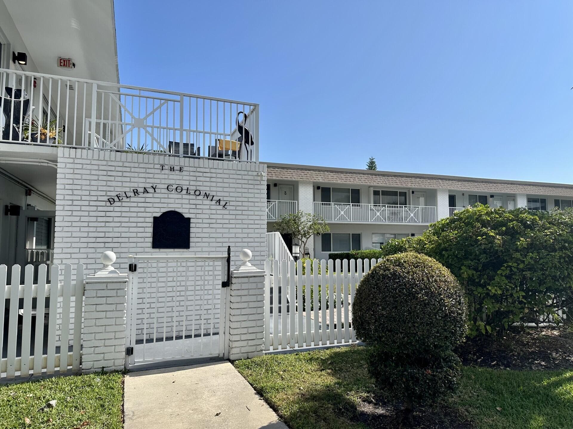 1001 NE 8th Avenue 102, Delray Beach, FL 33483 — photo 1 of 23