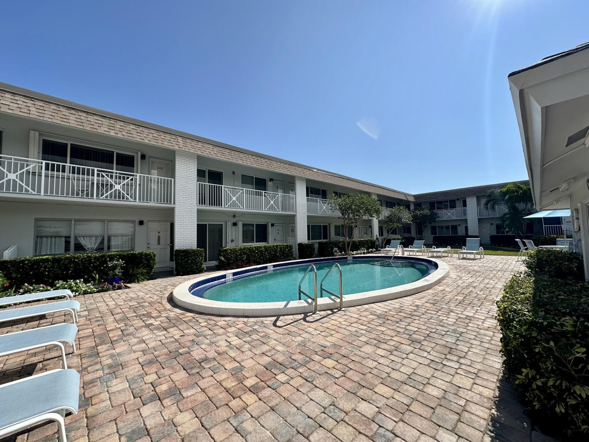 1001 NE 8th Avenue 102, Delray Beach, FL 33483 — photo 18 of 23