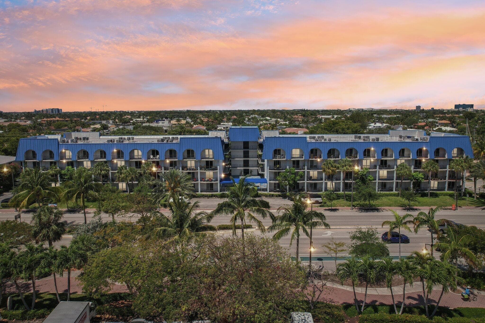 3909 N Ocean Boulevard 215, Fort Lauderdale, FL 33308 — photo 2 of 22