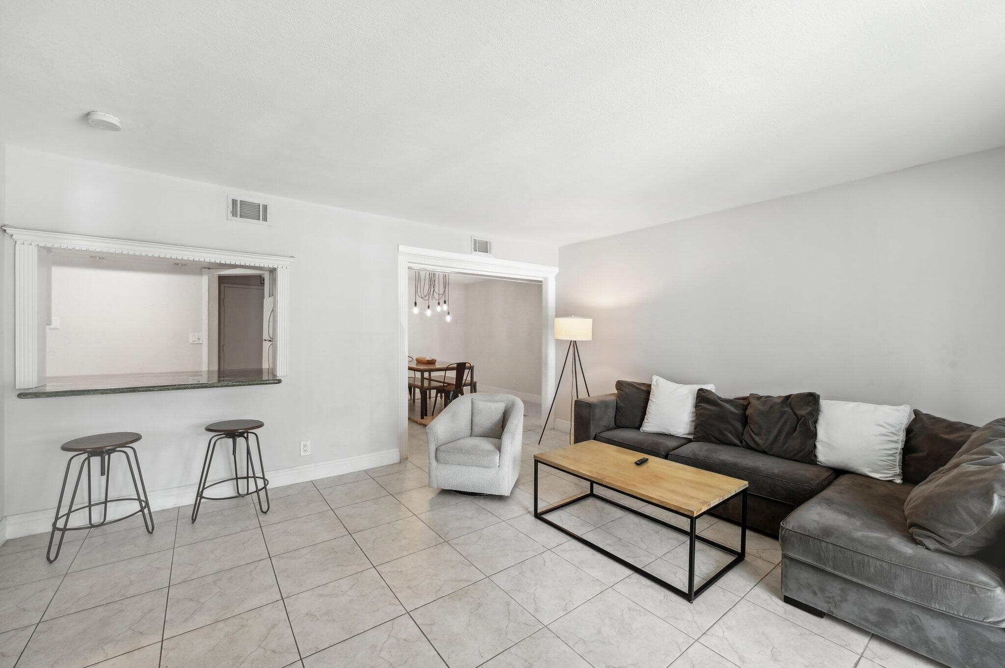 3909 N Ocean Boulevard 215, Fort Lauderdale, FL 33308 — photo 7 of 22