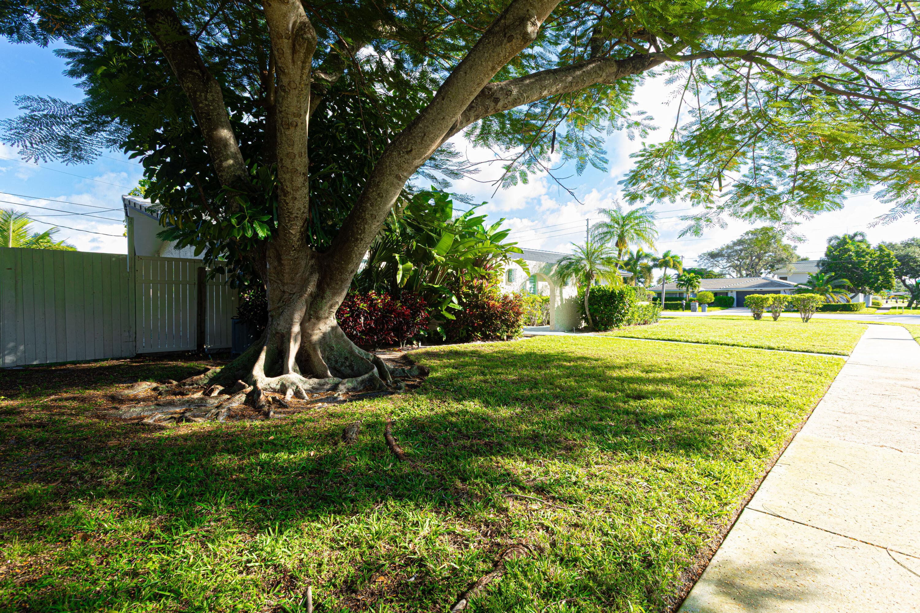 2013 Ardley Road, North Palm Beach, FL 33408 — photo 4 of 67