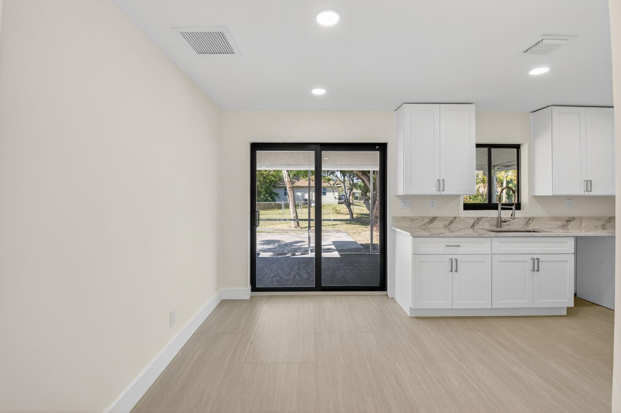 122 SW 9th Avenue, Delray Beach, FL 33444 — photo 12 of 32