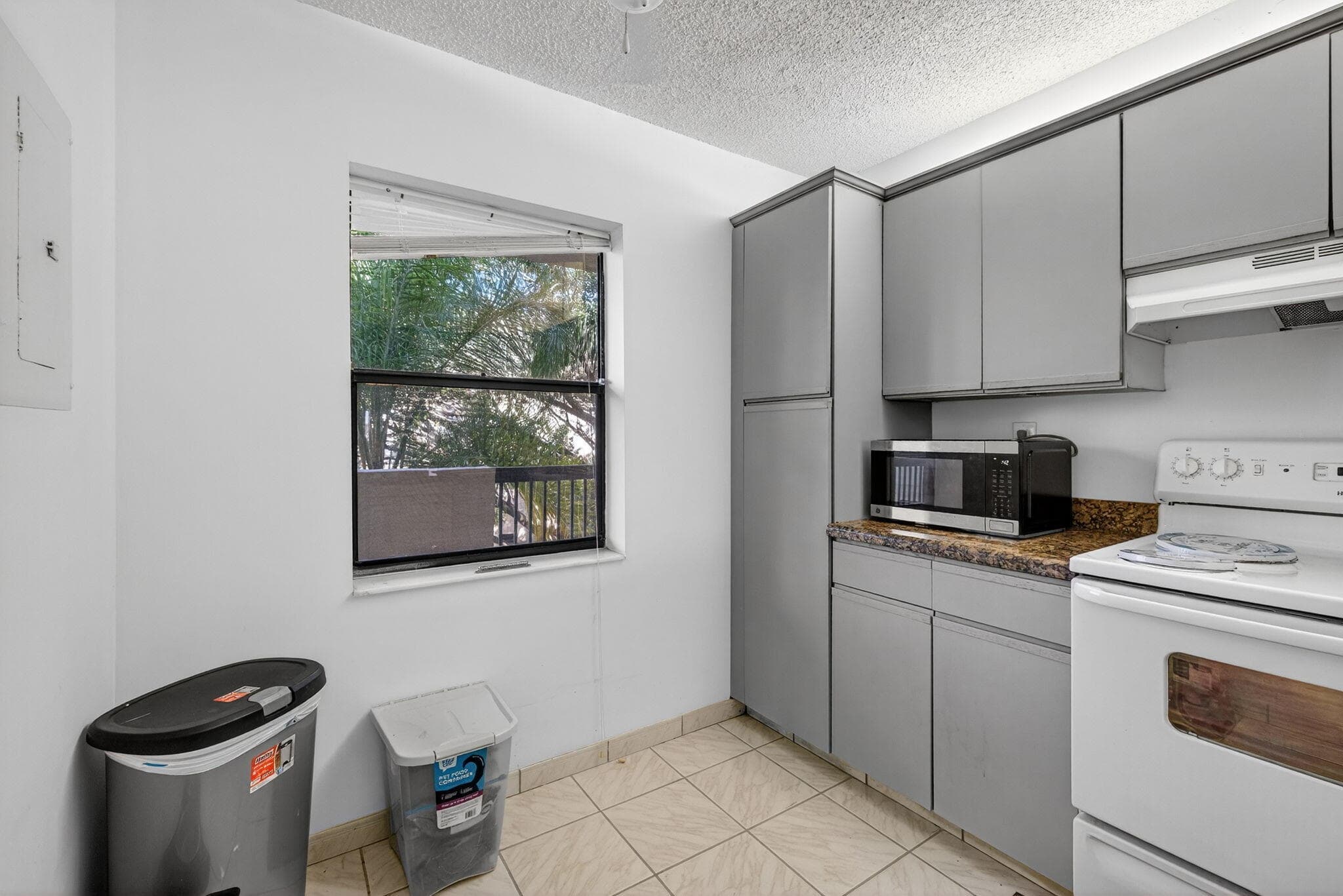 3000 NW 42nd Avenue B404, Coconut Creek, FL 33066 — photo 9 of 31