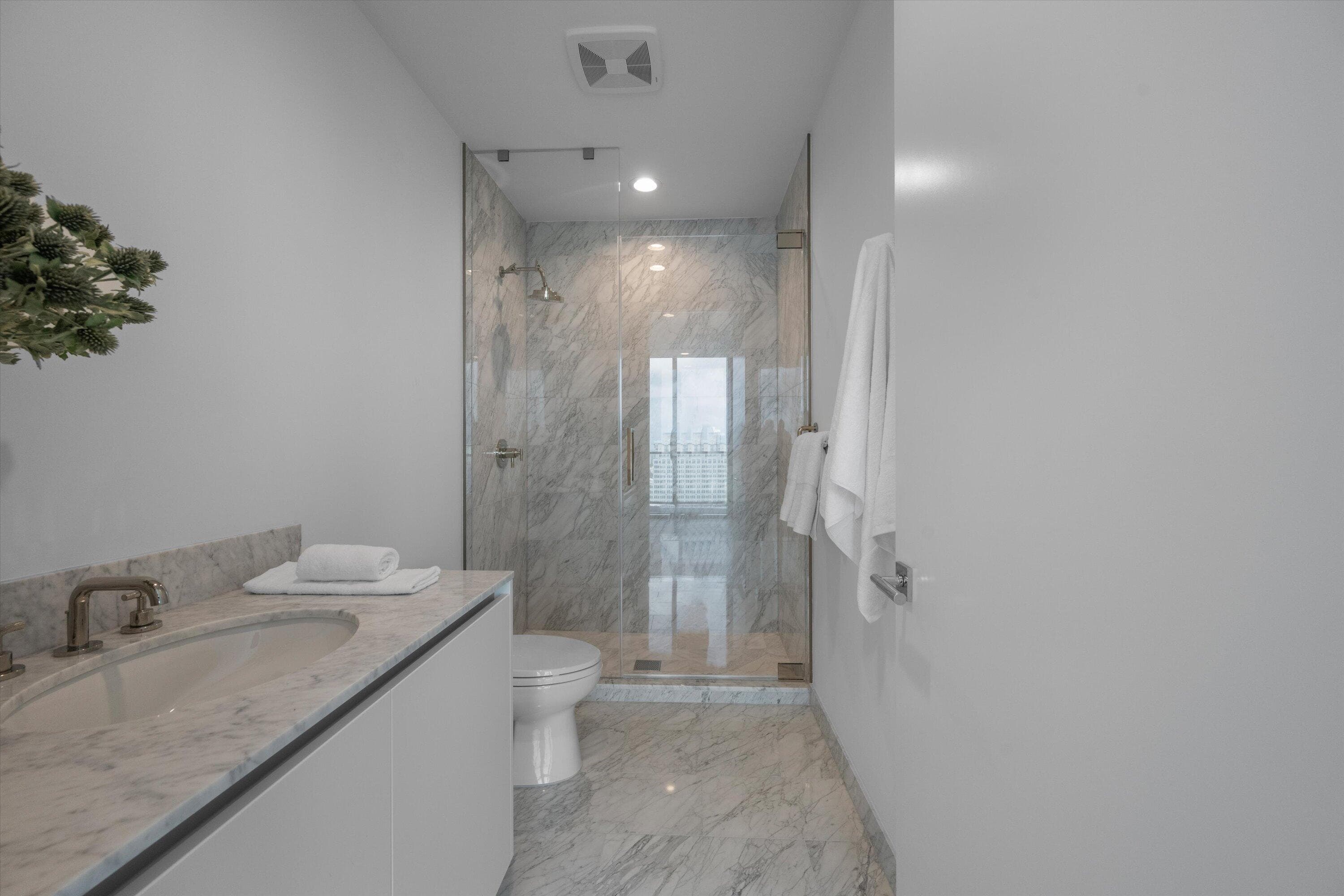 1333 S Flagler Drive 2201, West Palm Beach, FL 33401 — photo 18 of 39