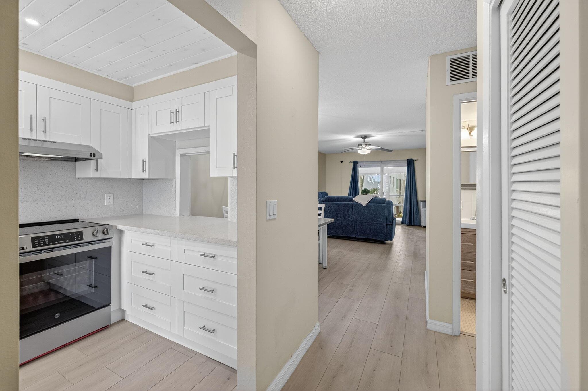 2050 NE 39th Street S210, Lighthouse Point, FL 33064 — photo 4 of 45