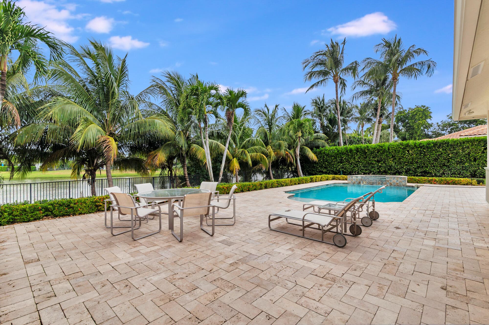 3317 Embassy Drive, West Palm Beach, FL 33401 — photo 27 of 42