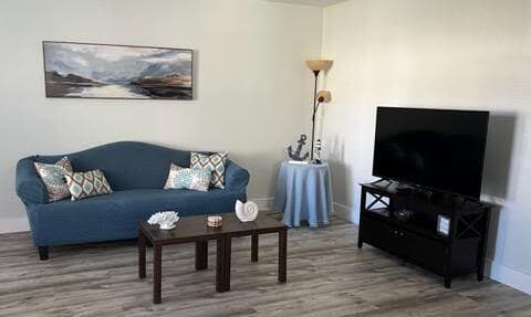 48 Woodland Drive 106, Vero Beach, FL 32962 — photo 2 of 18