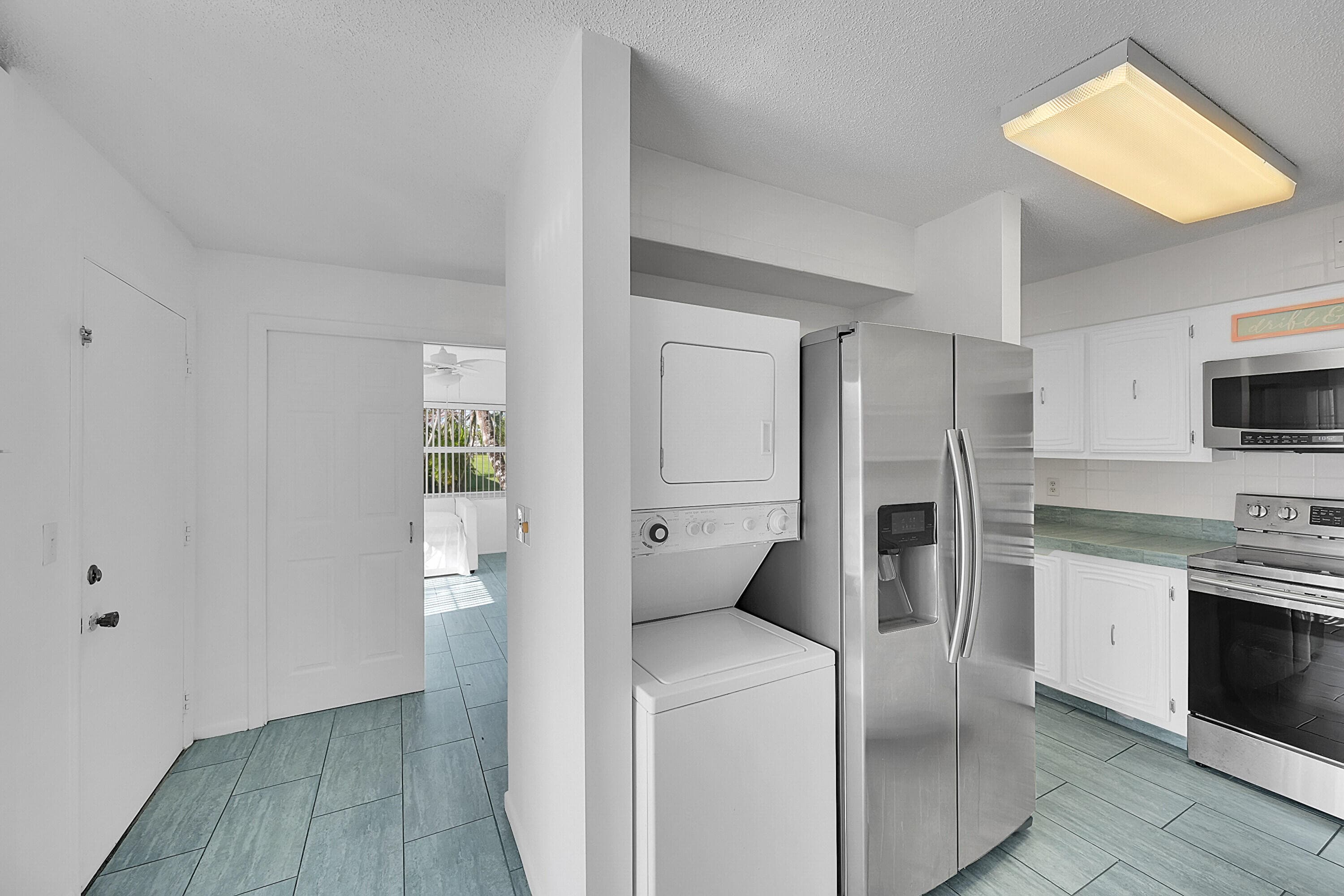 13791 Flora Place A, Delray Beach, FL 33484 — photo 7 of 30