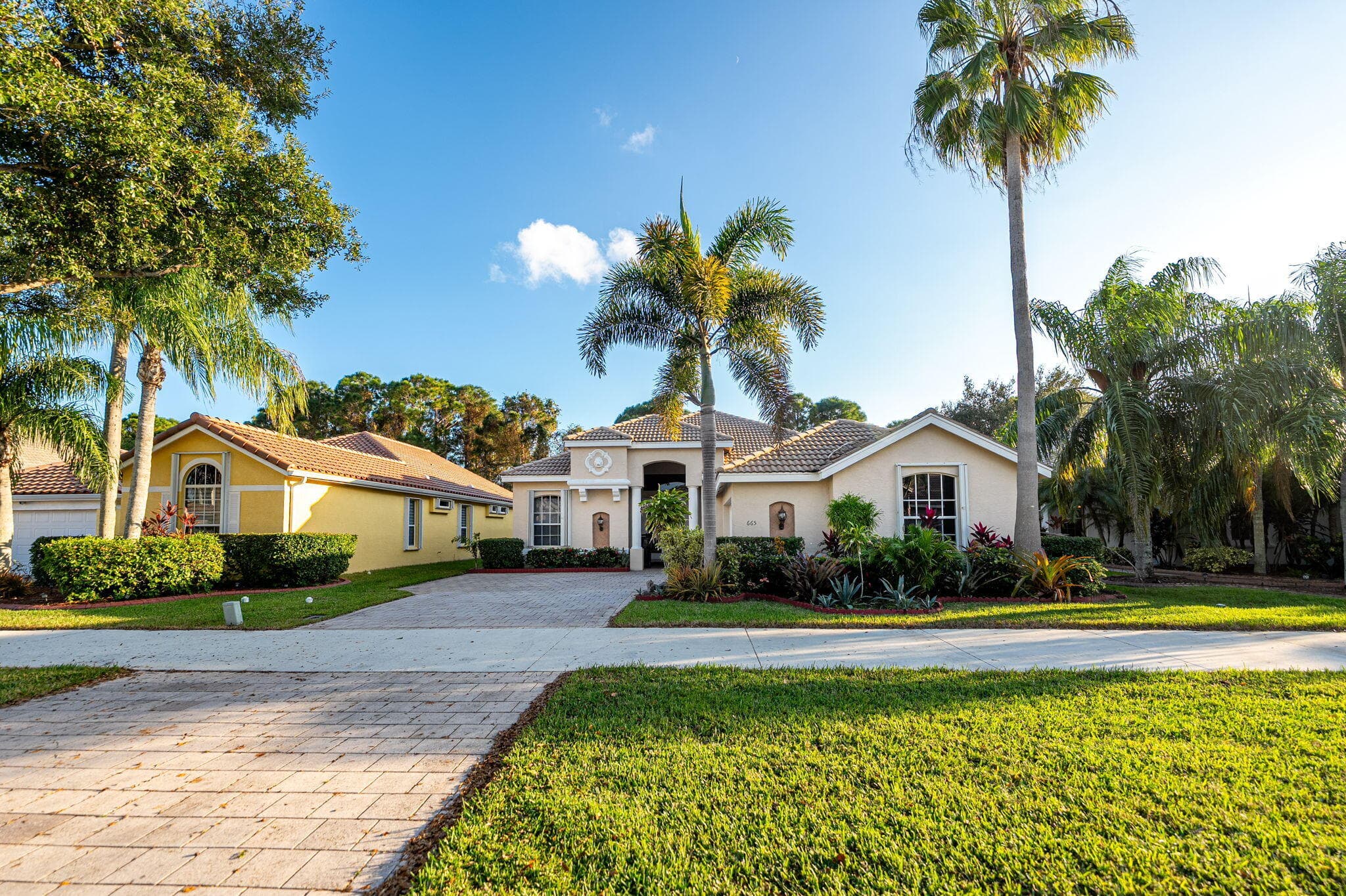 665 SW Sw Lake Charles Circle, Port St. Lucie, FL 34986 — photo 2 of 59