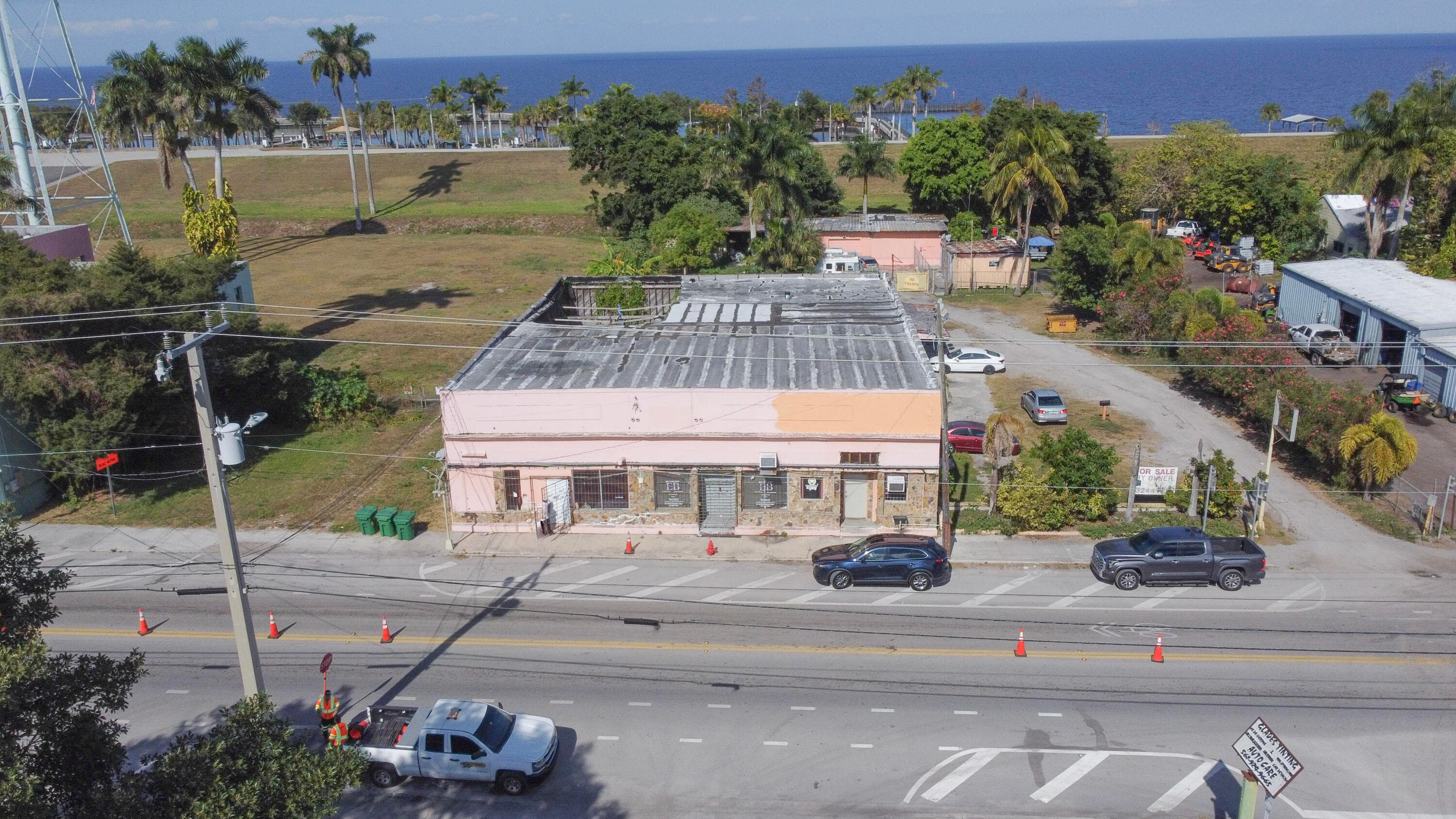 185 E Main Street, Pahokee, FL 33476 — photo